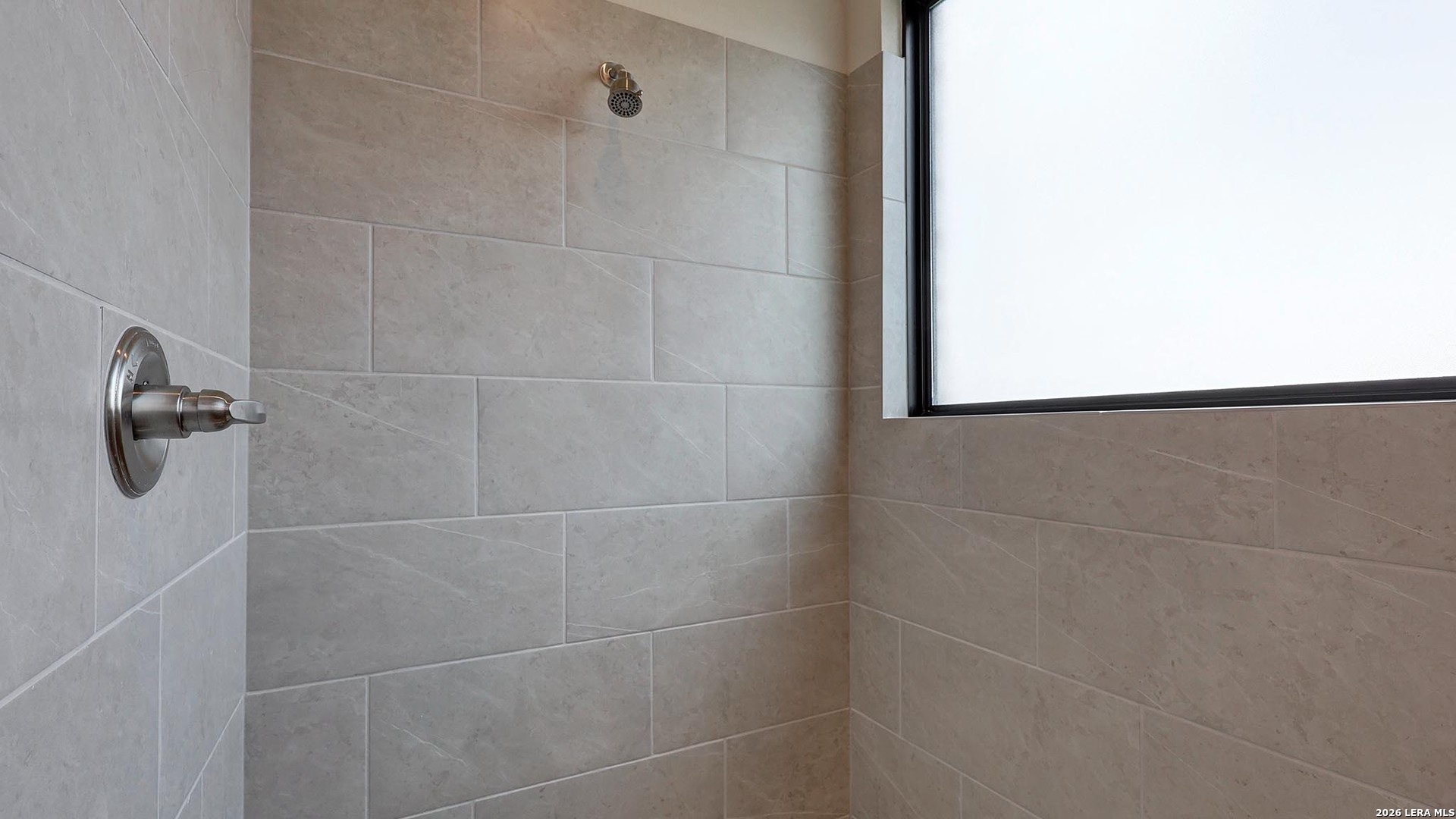property viewer photo 15