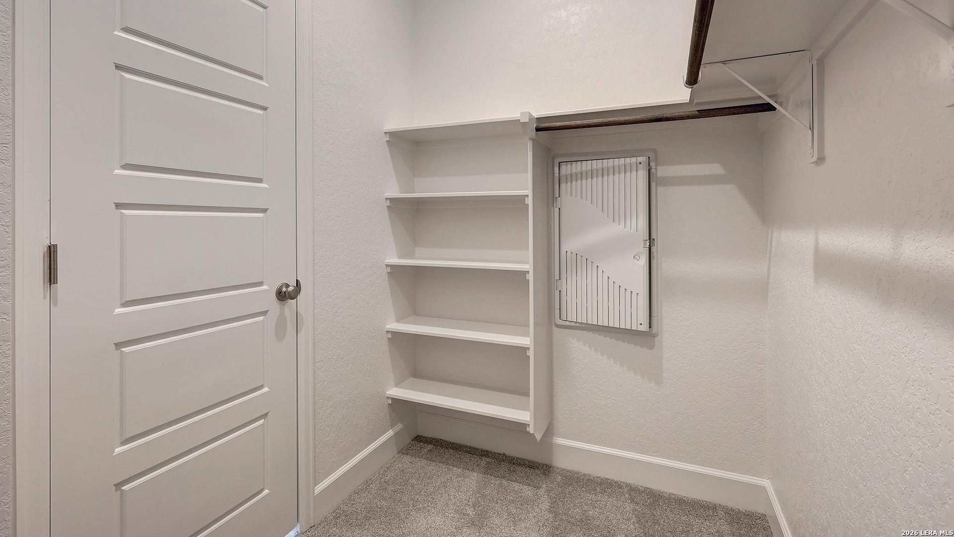 property viewer photo 20