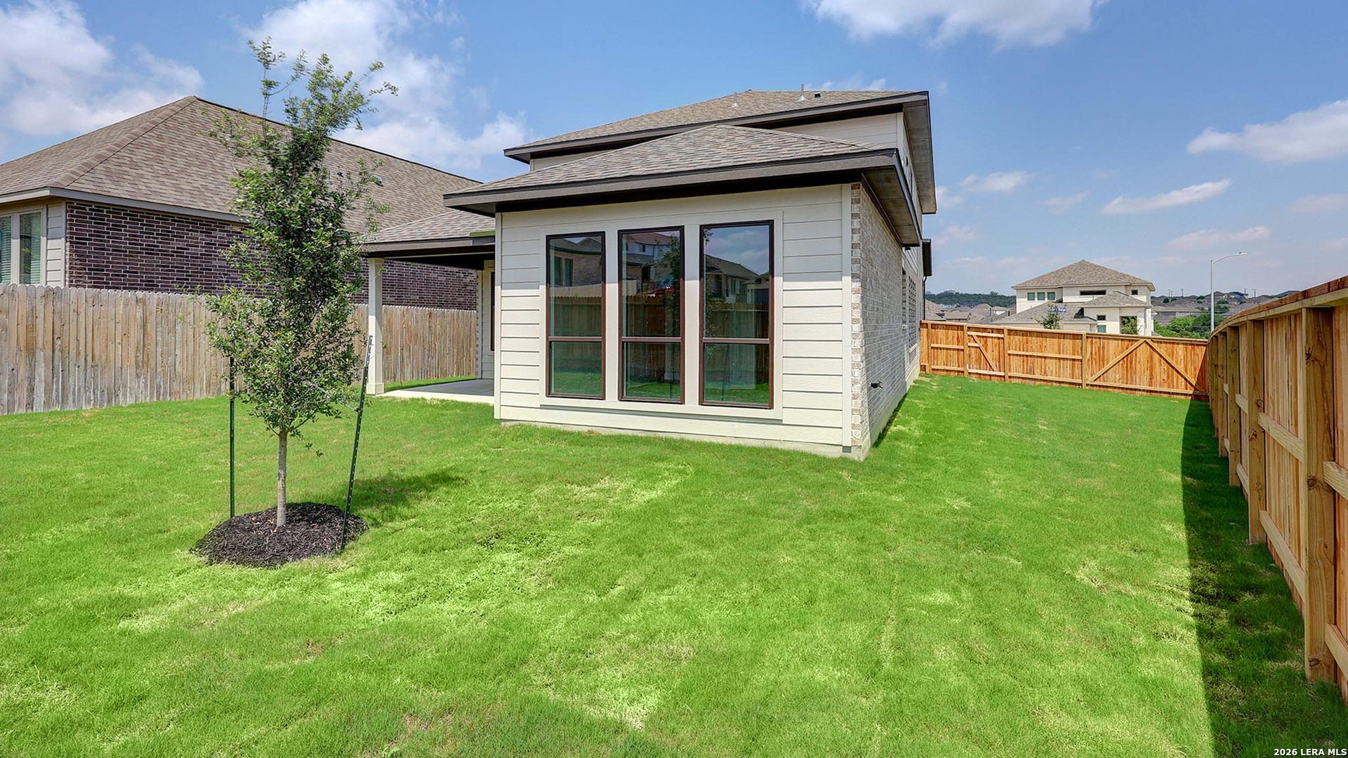 property viewer photo 22