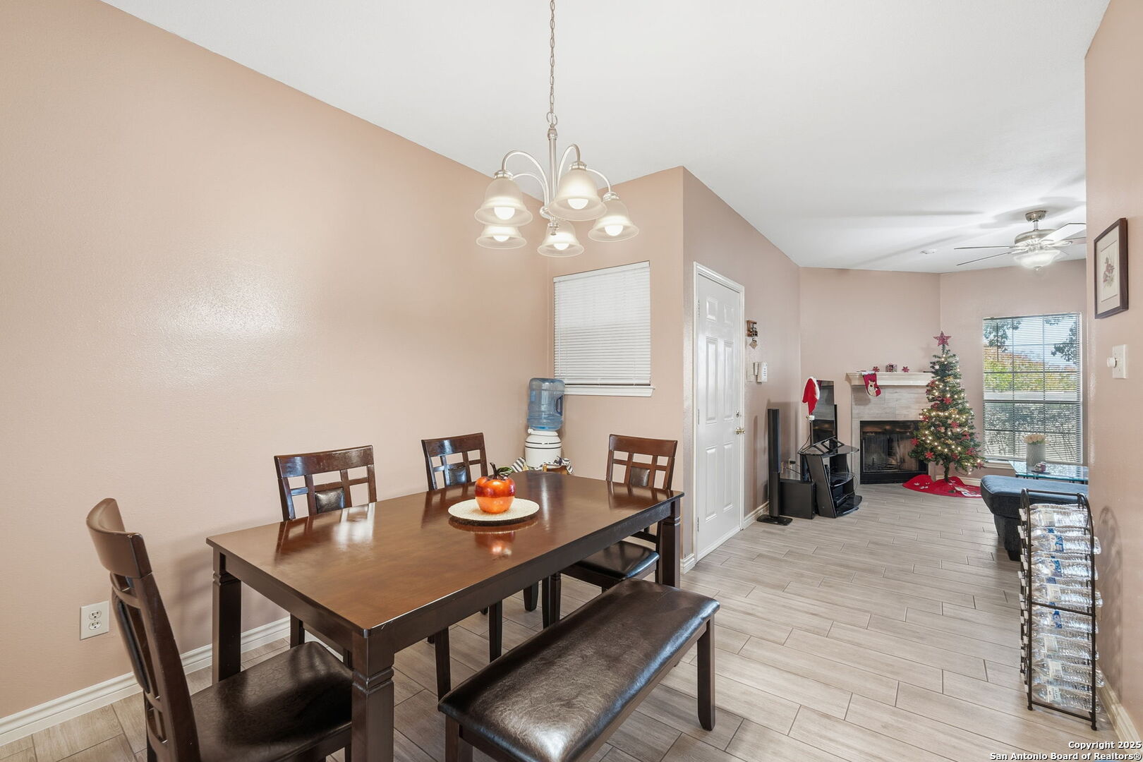 property viewer photo 13