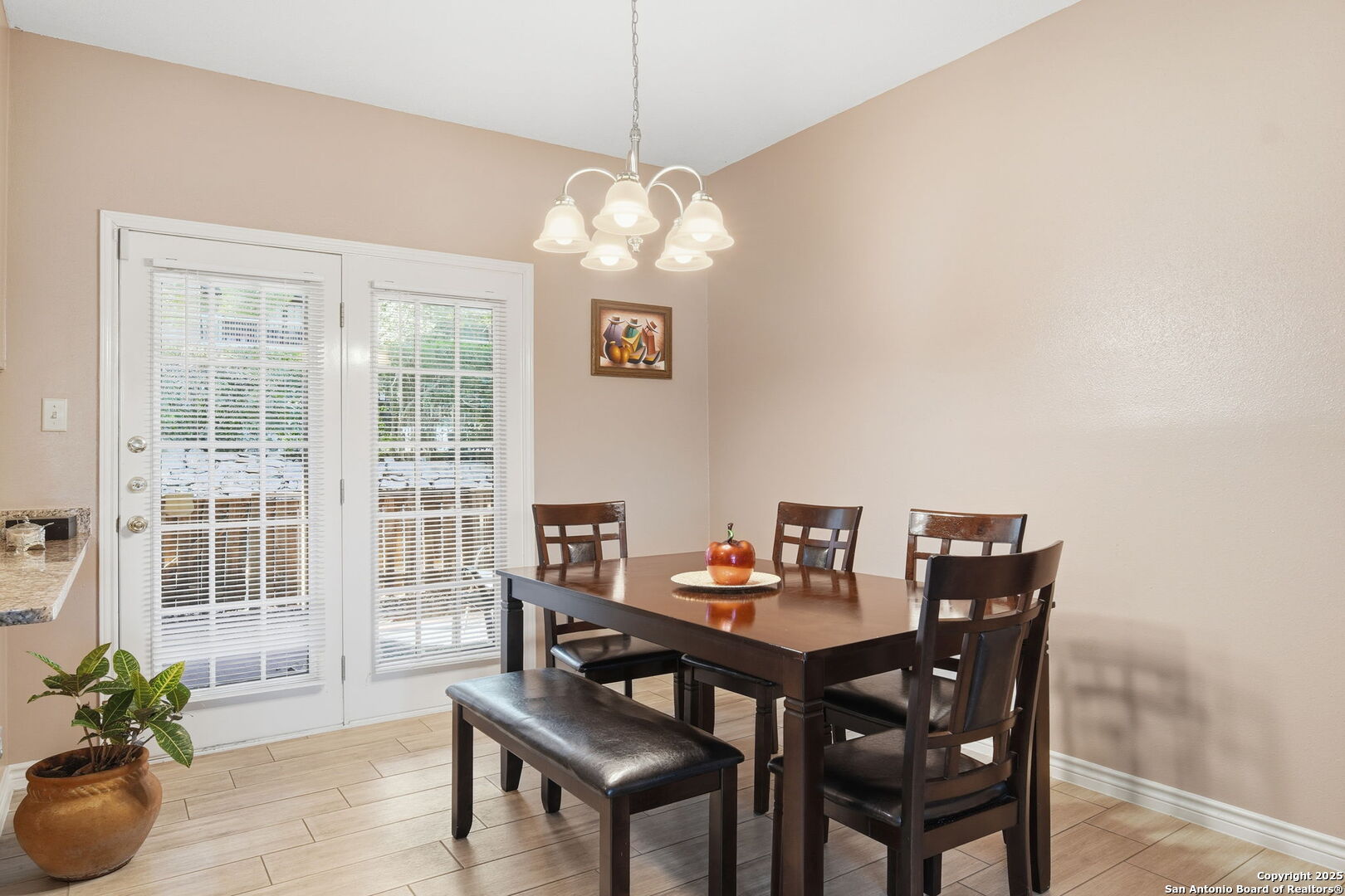 property viewer photo 14