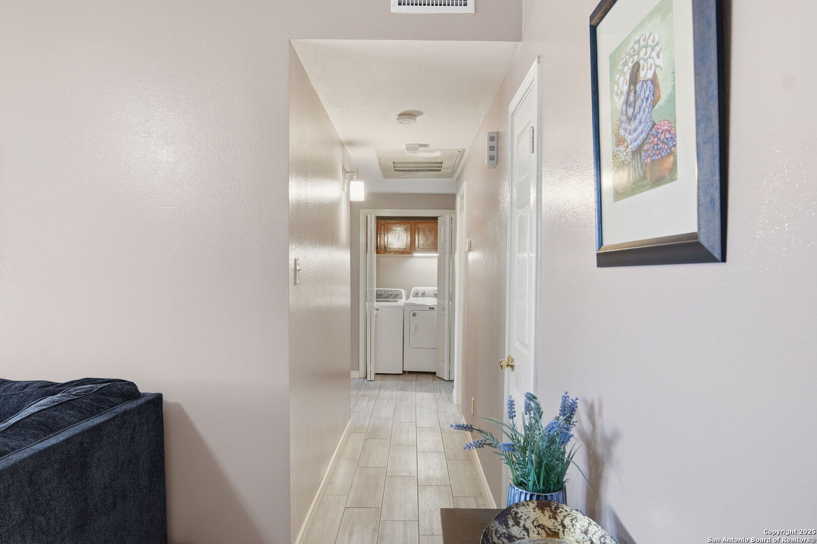 property viewer photo 15