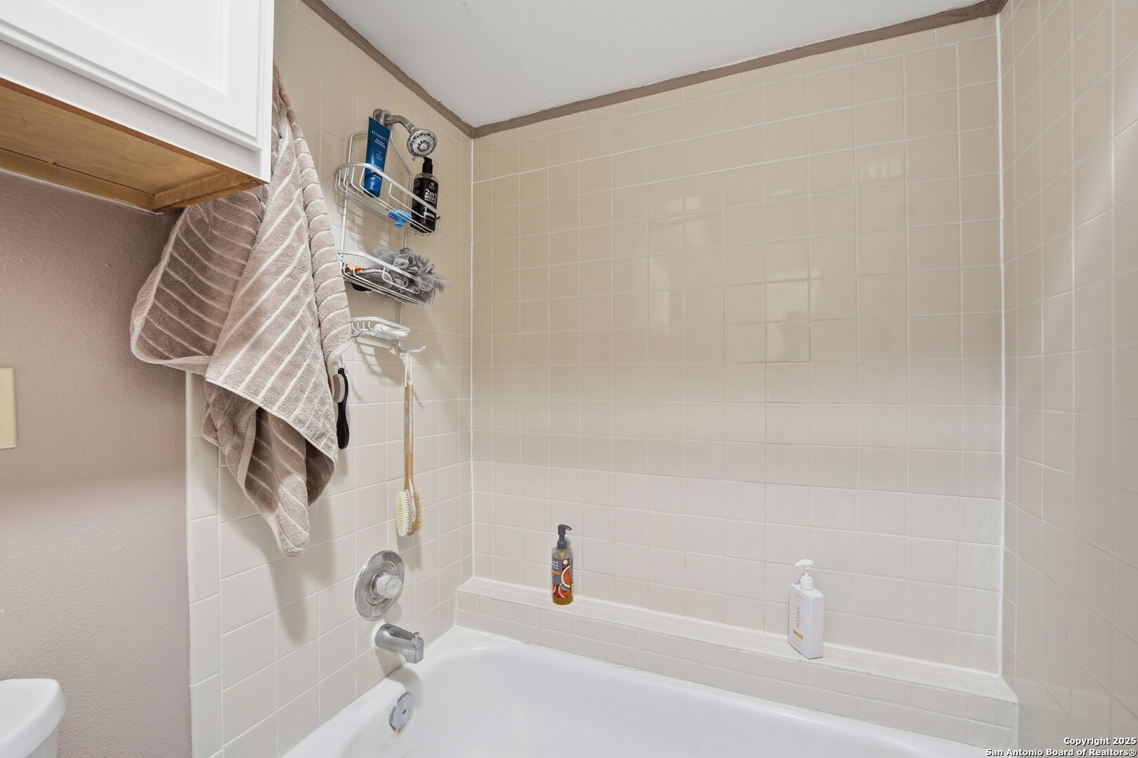 property viewer photo 24