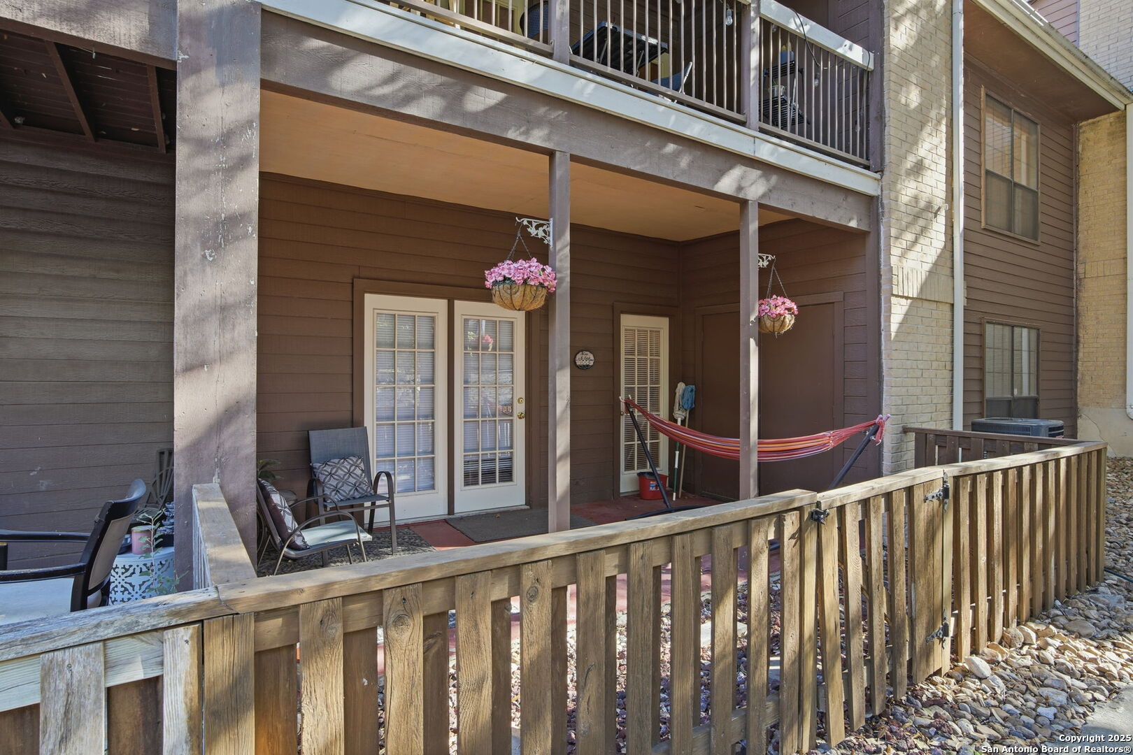 property viewer photo 32