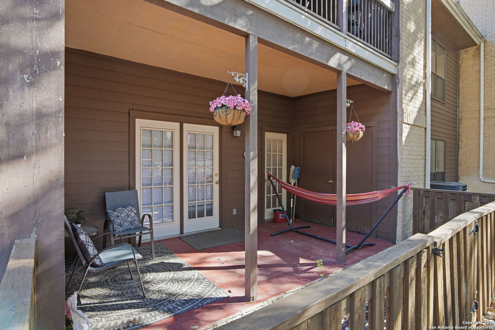 property viewer photo 33