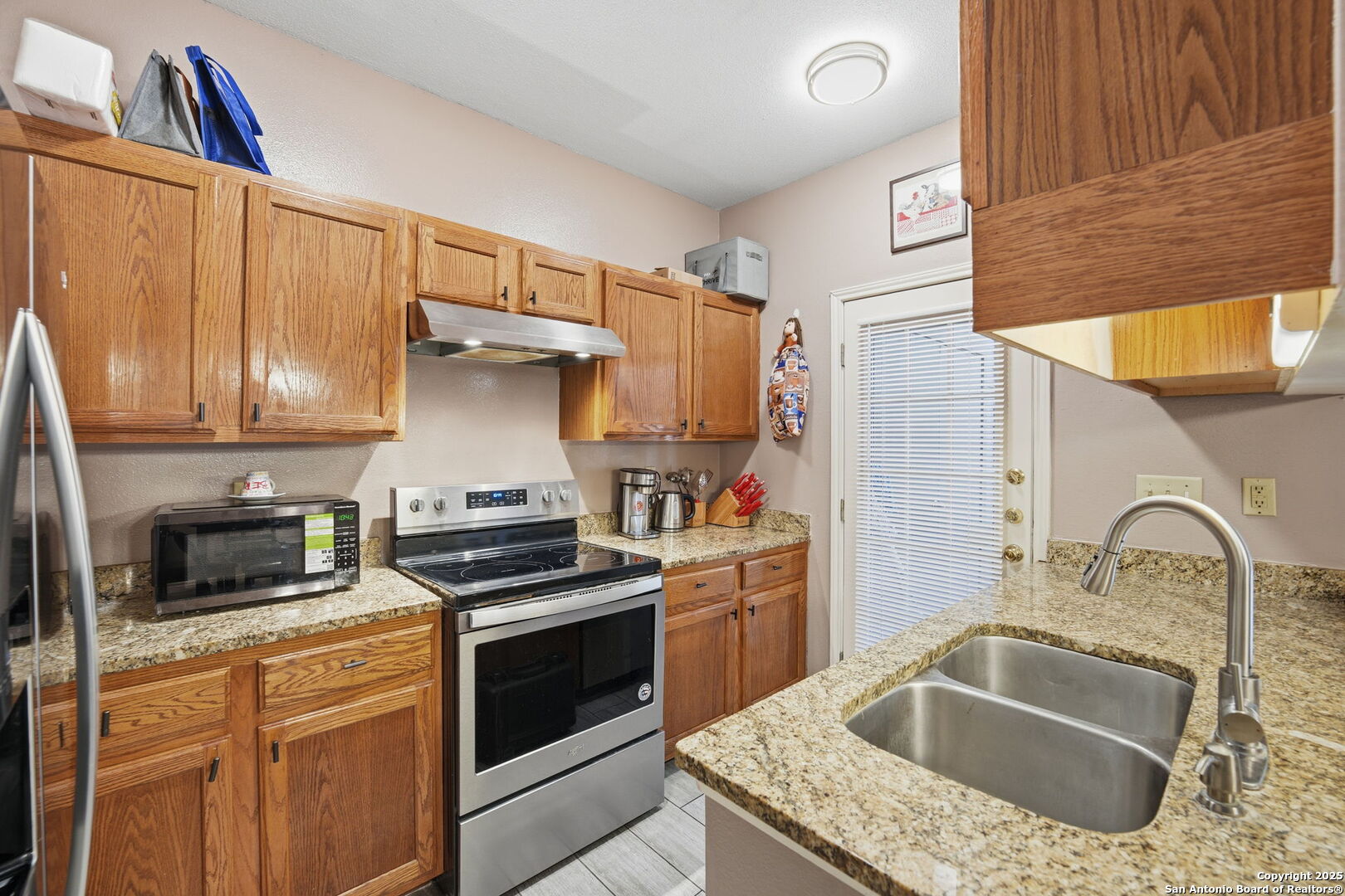 property viewer photo 4