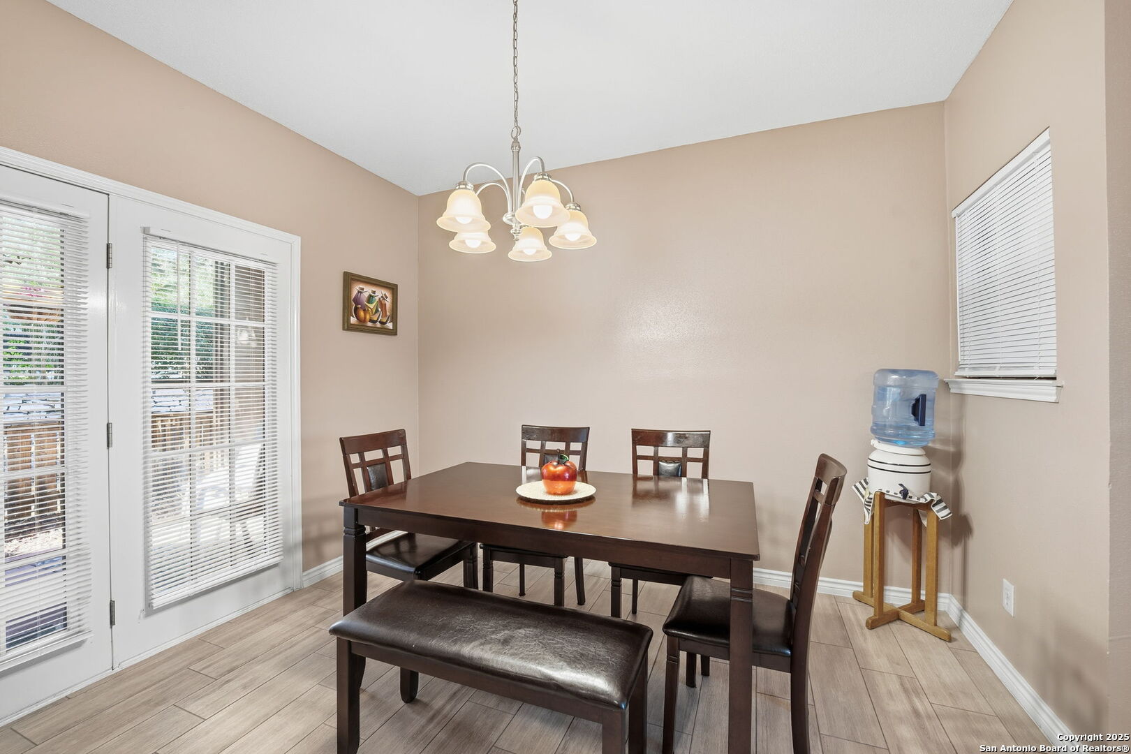 property viewer photo 5