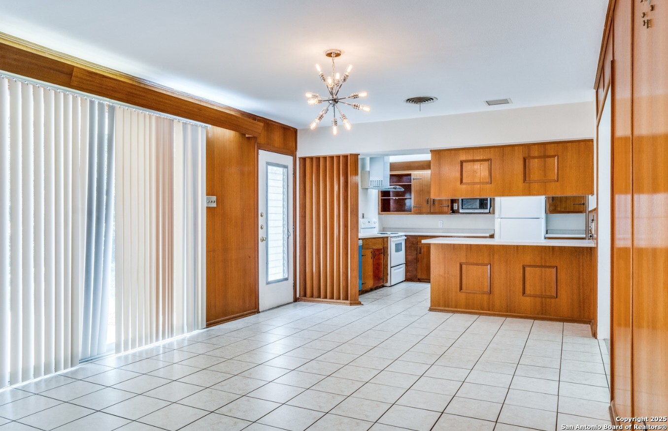 property viewer photo 4