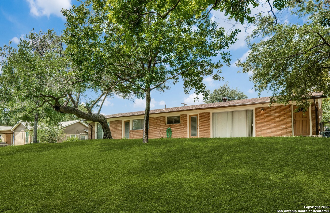 property viewer photo 5