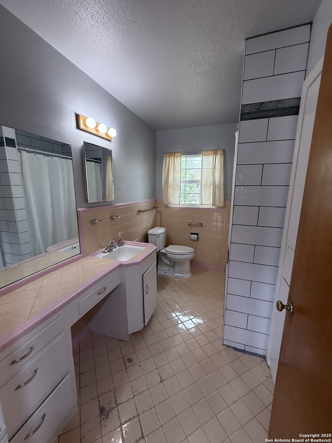 property viewer photo 14