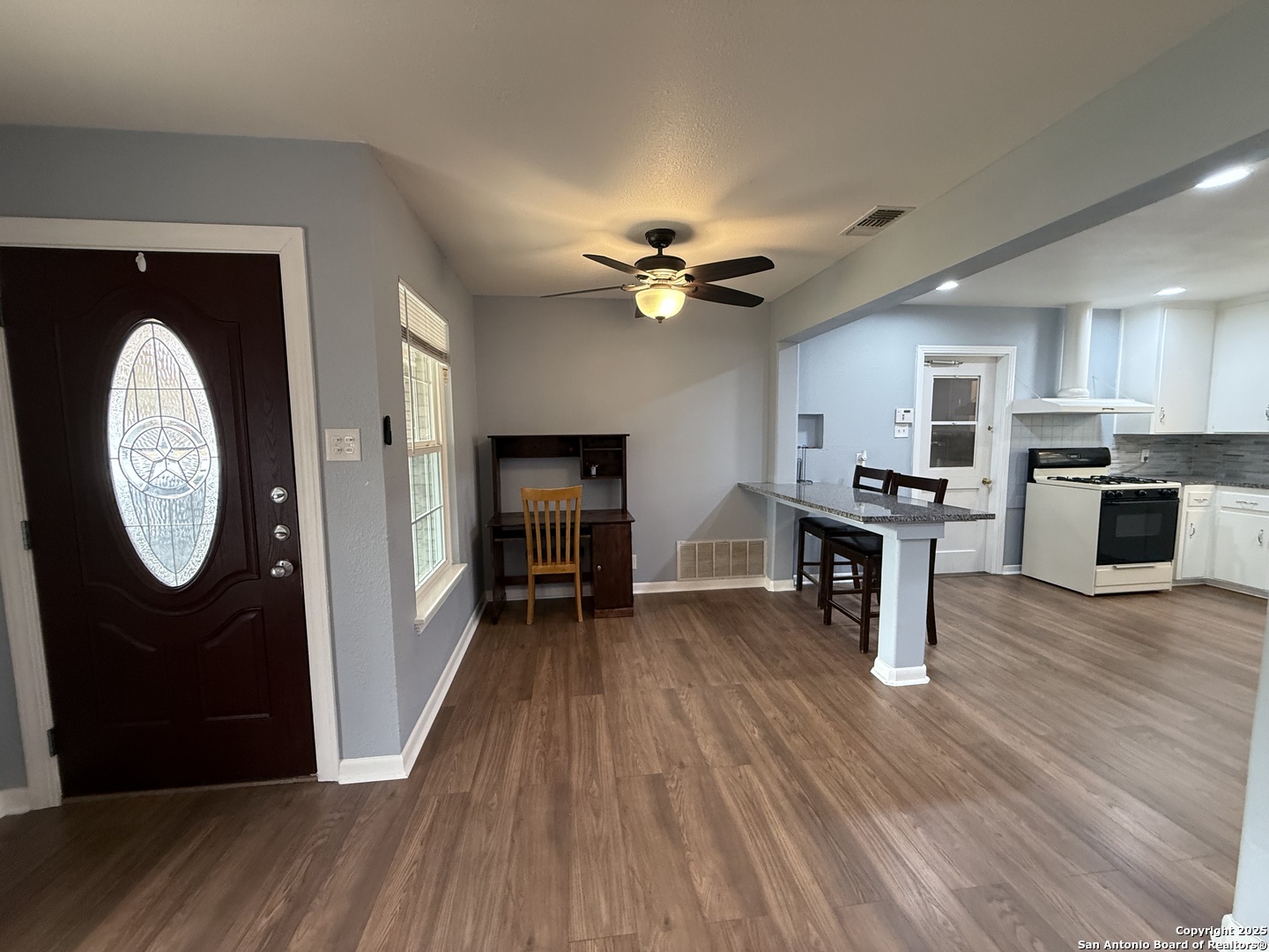 property viewer photo 5