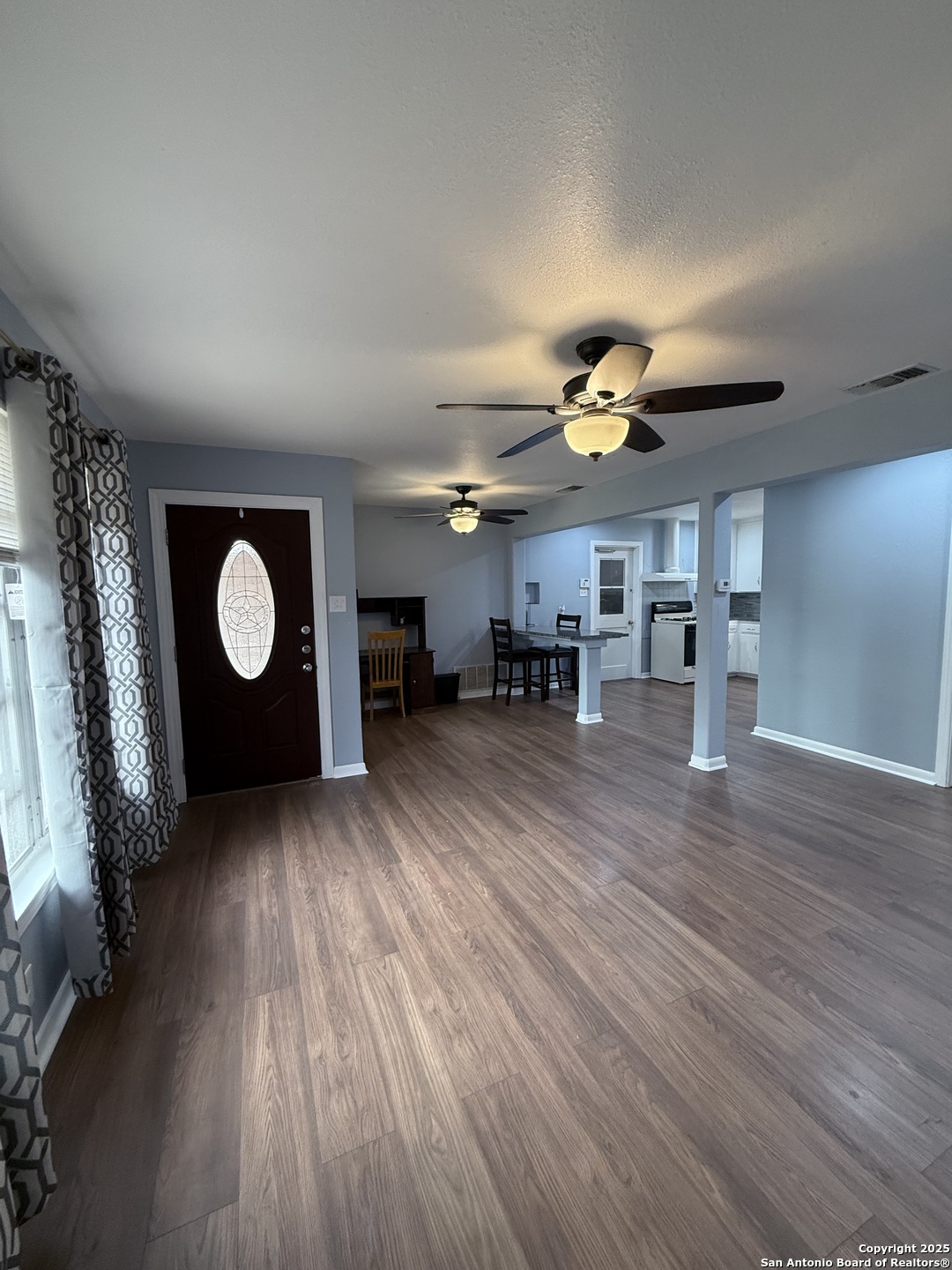 property viewer photo 6