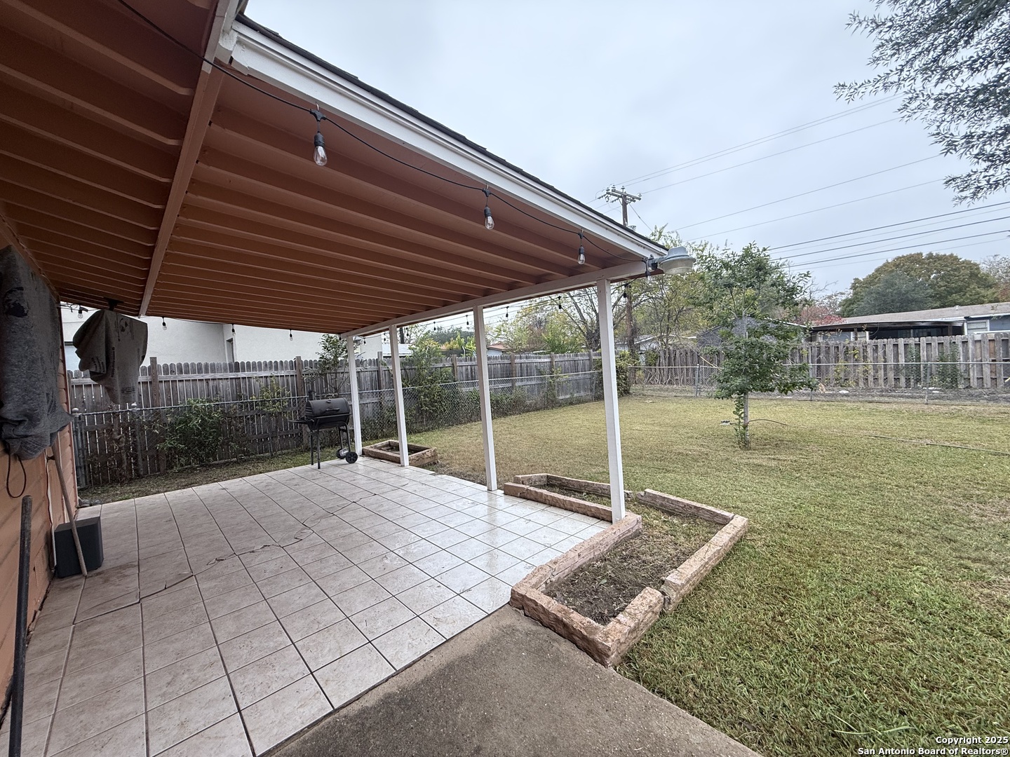 property viewer photo 9