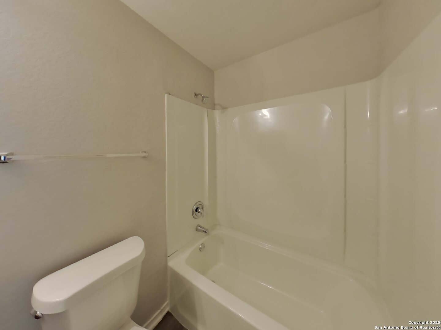 property viewer photo 14