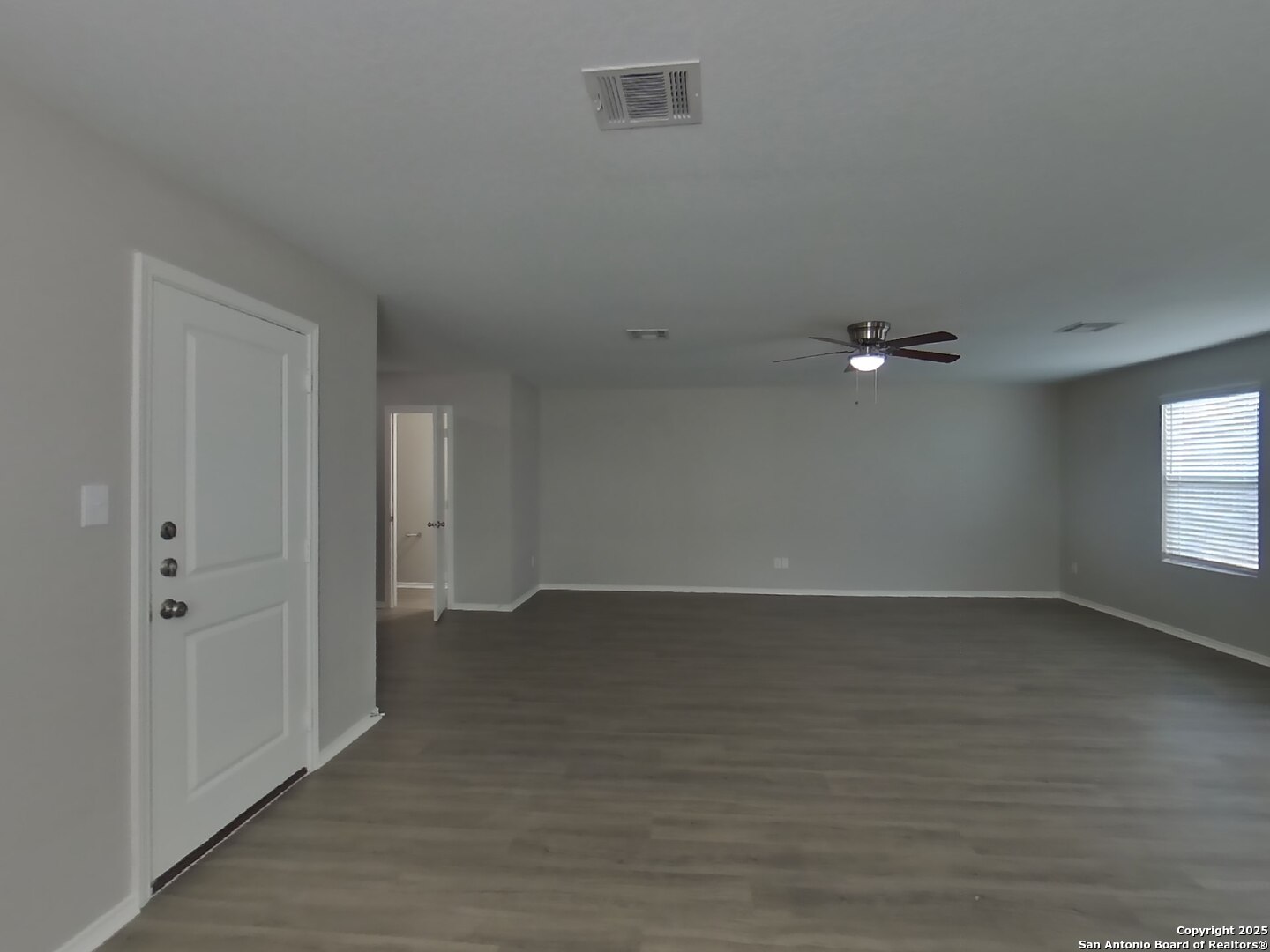 property viewer photo 1