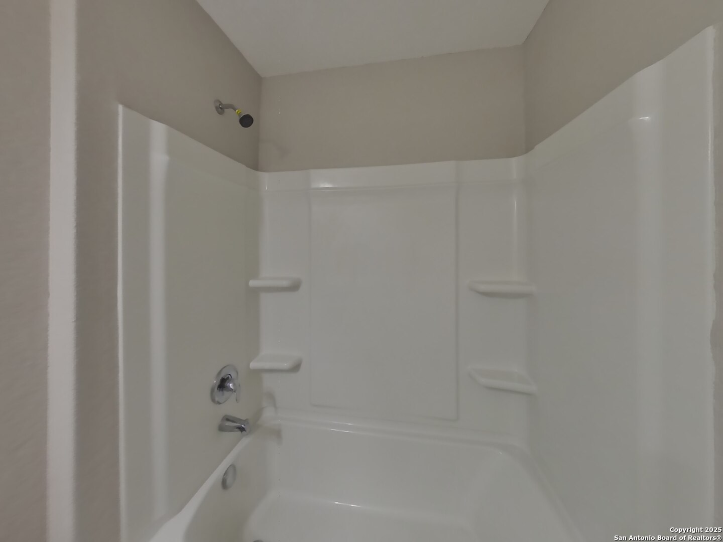 property viewer photo 13