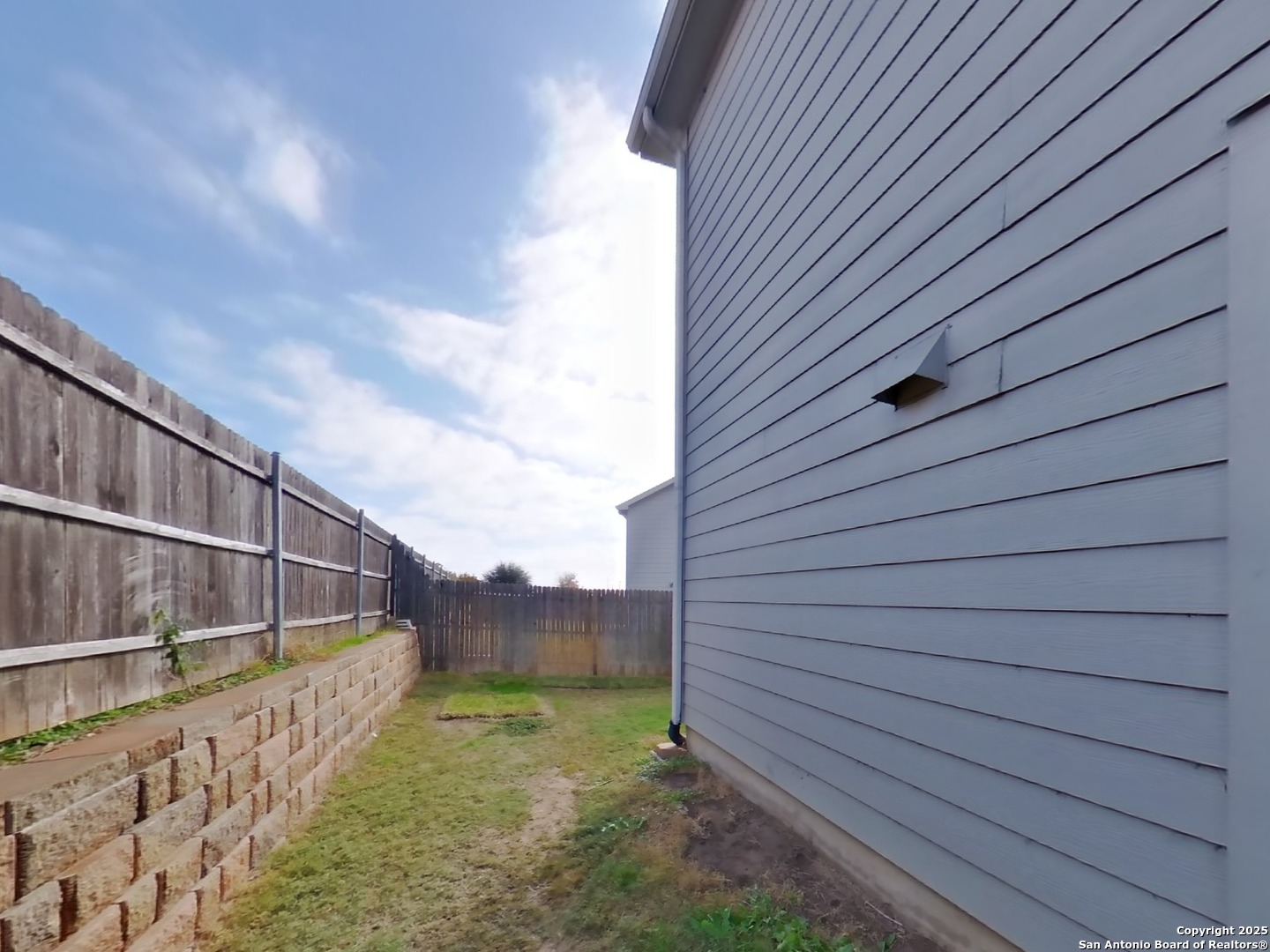 property viewer photo 16