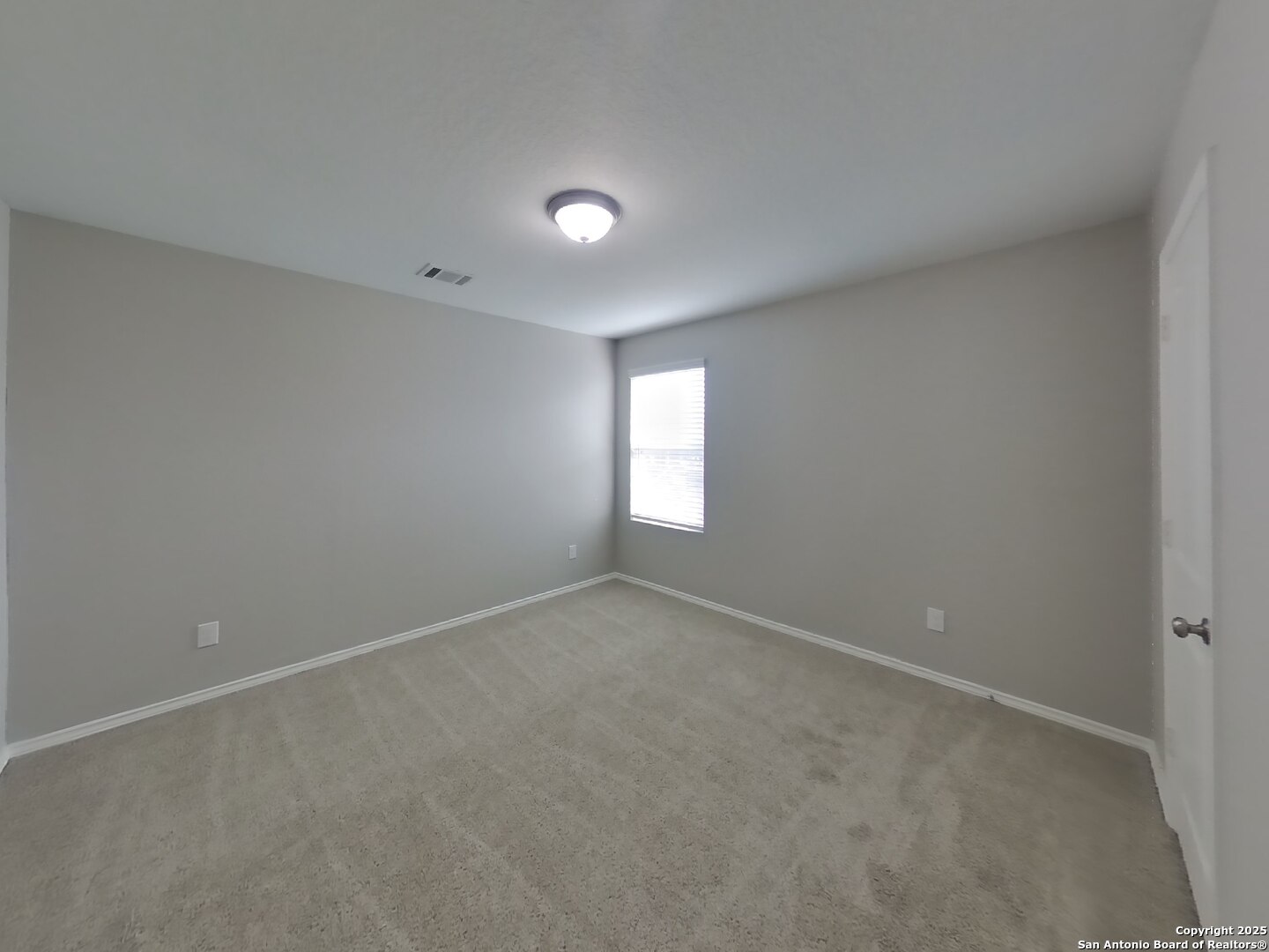 property viewer photo 8