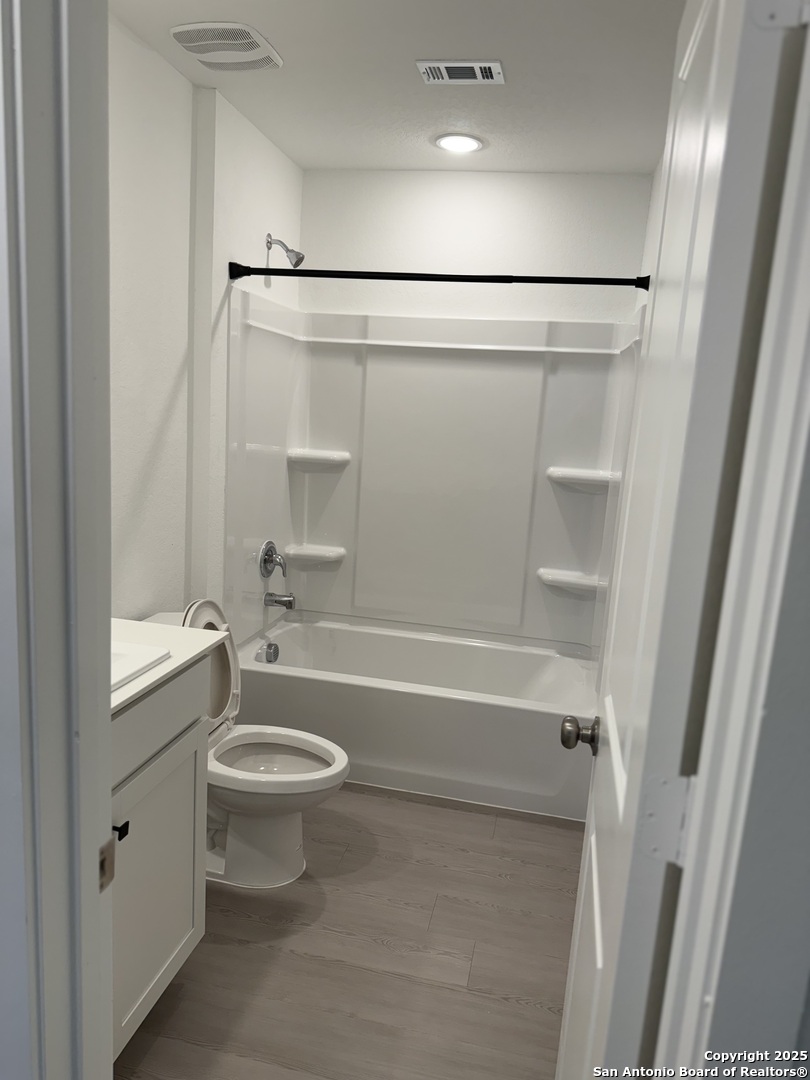 property viewer photo 1