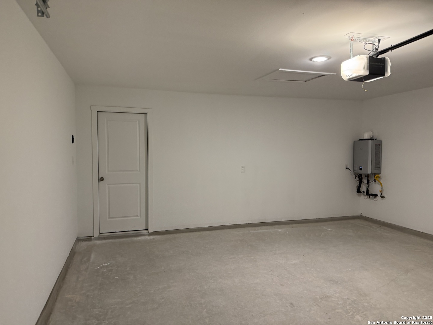 property viewer photo 12
