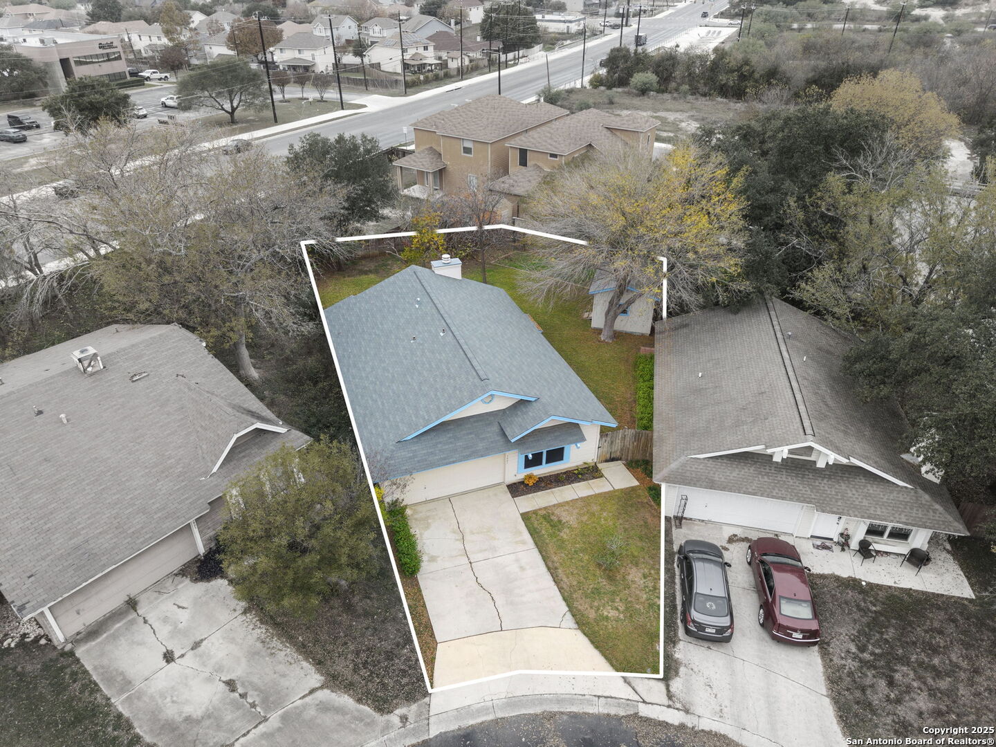 main property photo 33