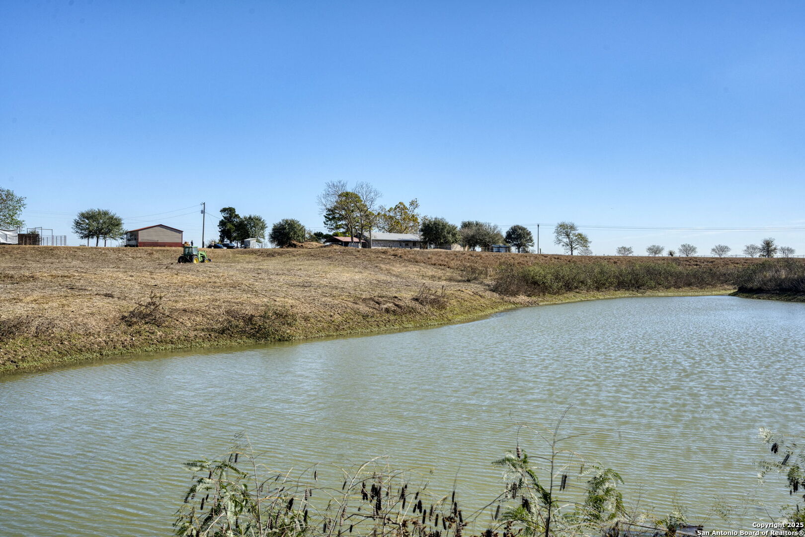 main property photo 25