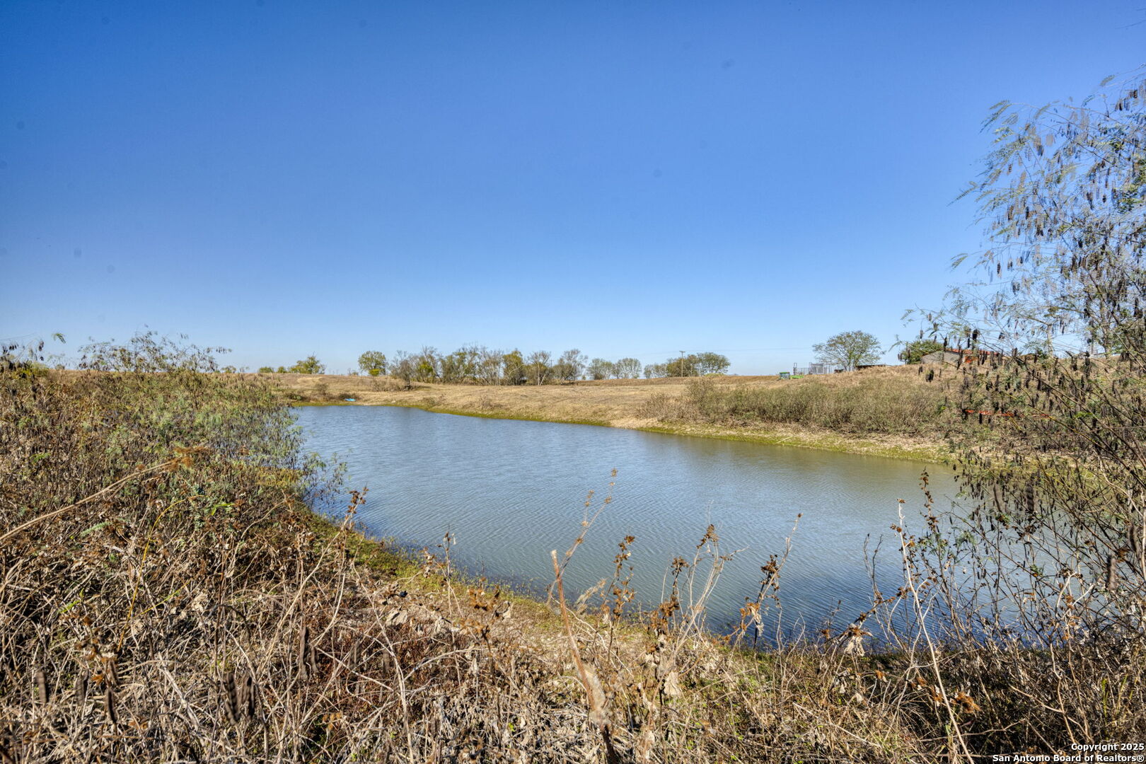 main property photo 38
