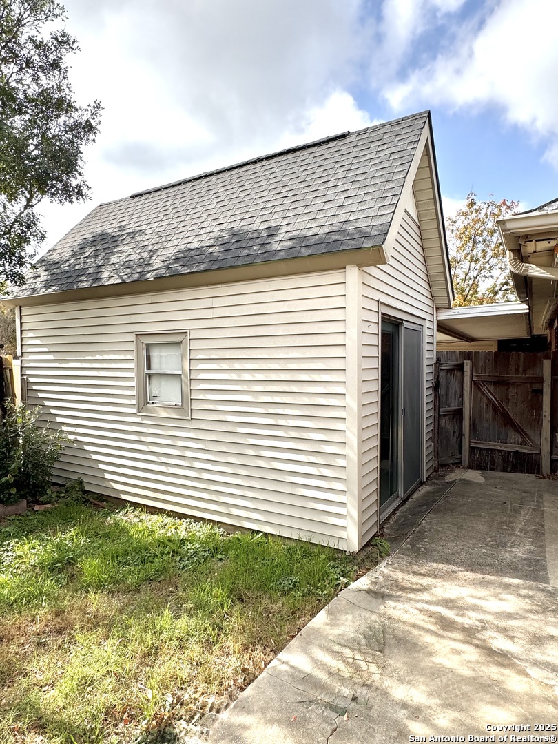 main property photo 14