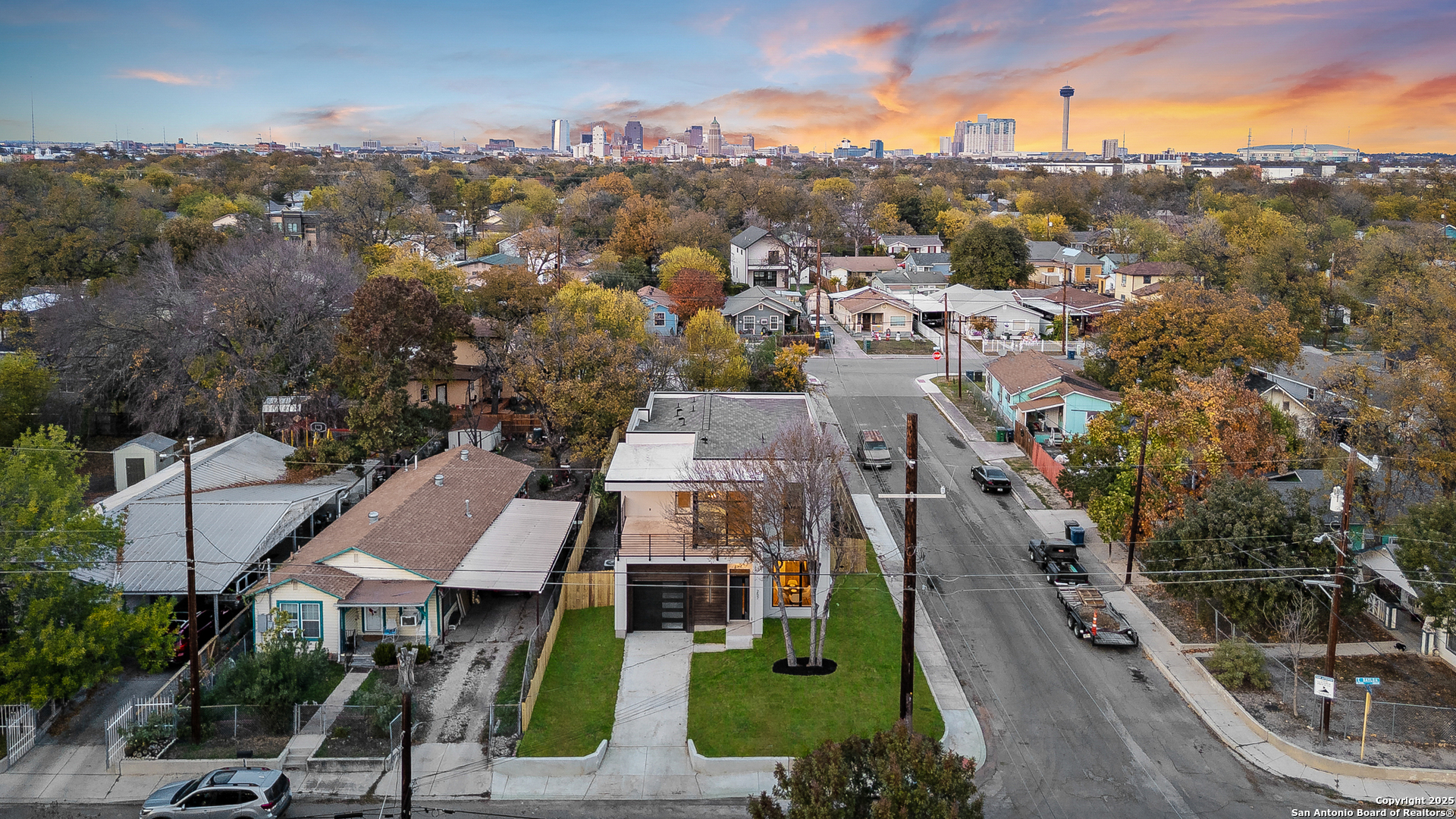 main property photo 6