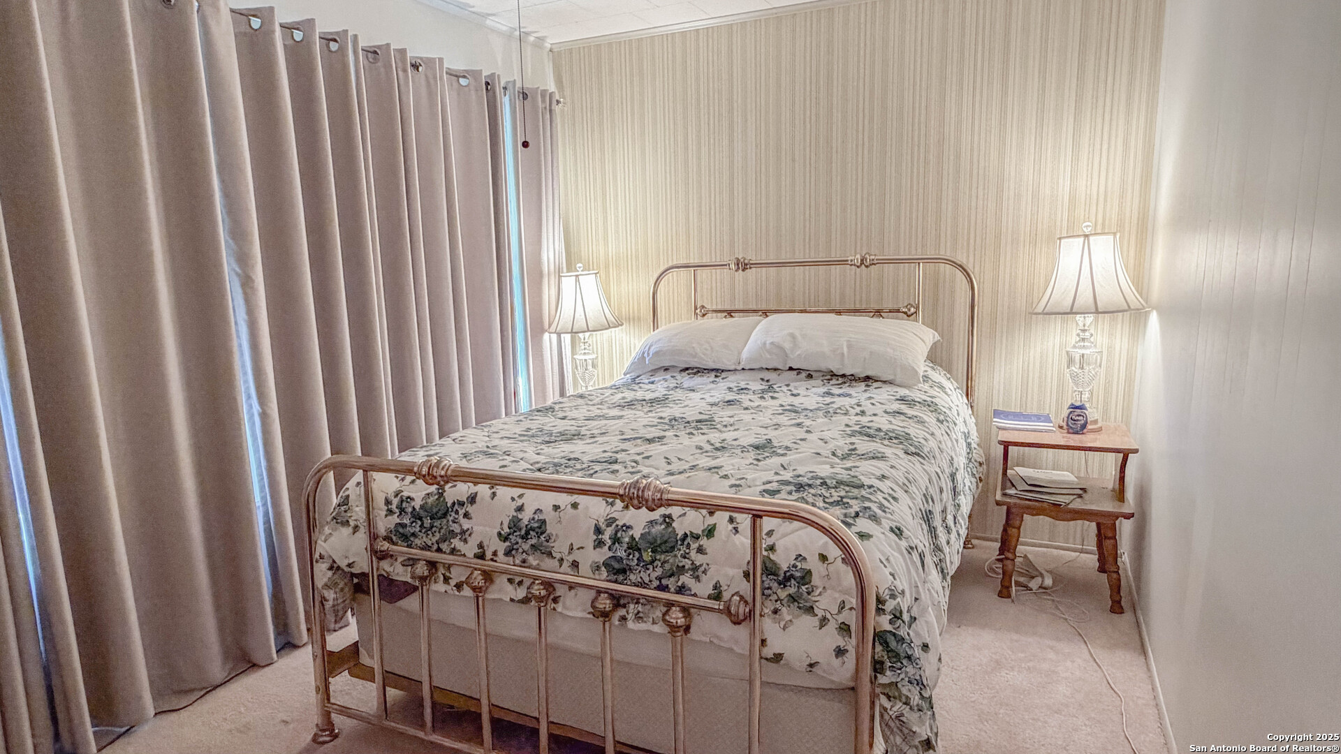 main property photo 23
