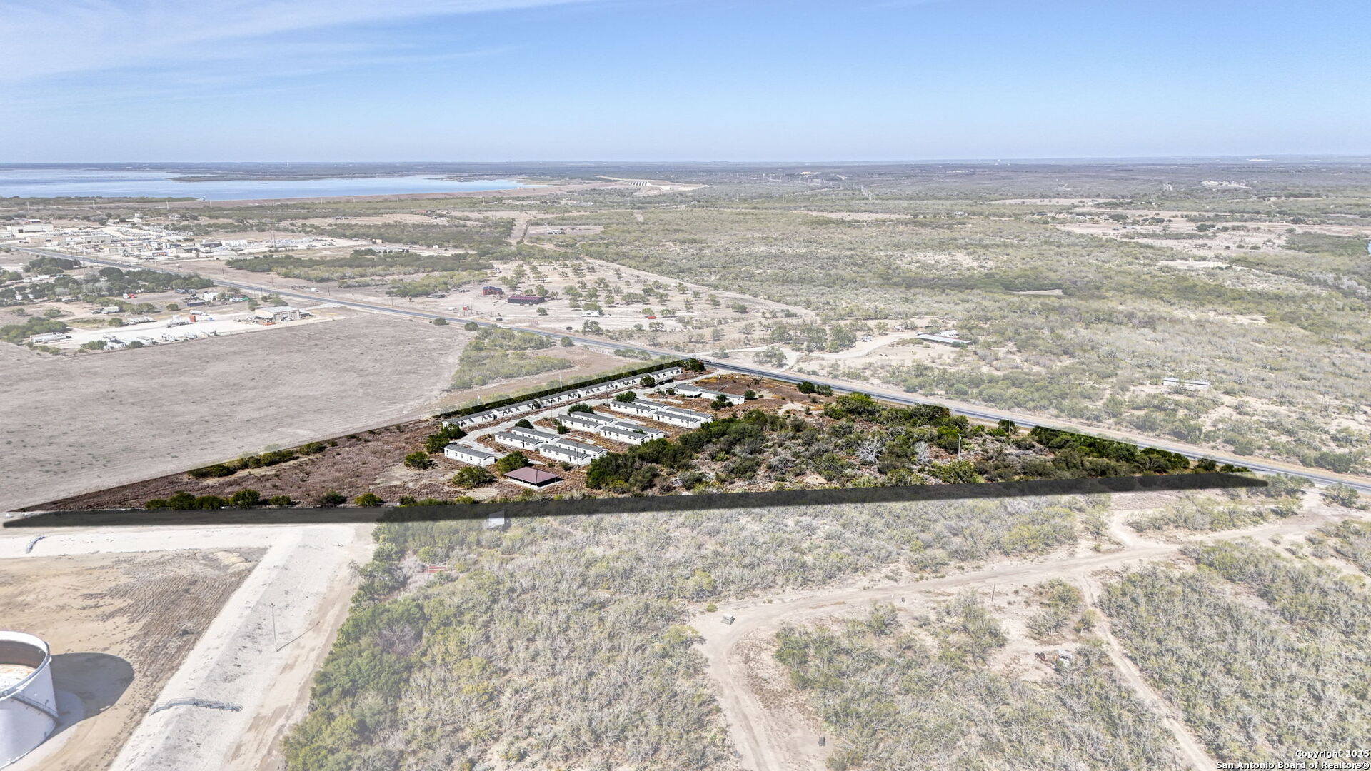 main property photo 19
