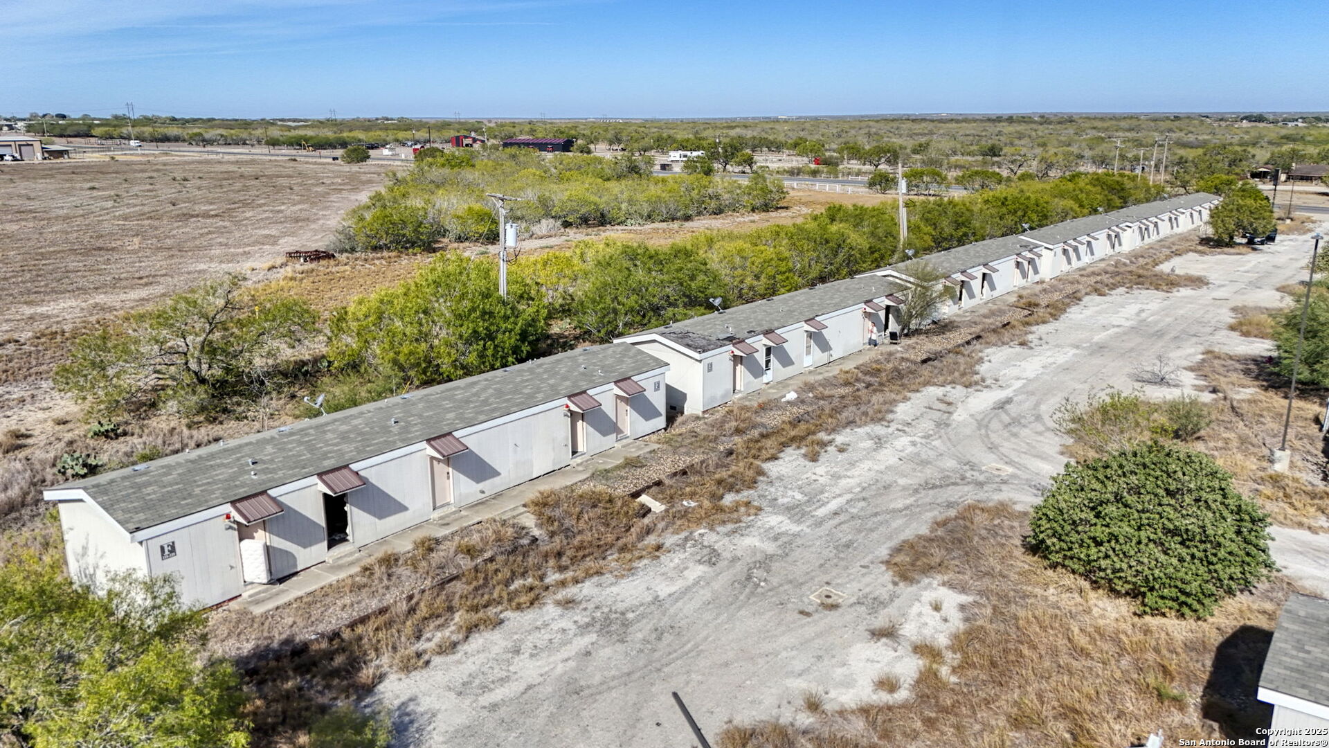main property photo 36