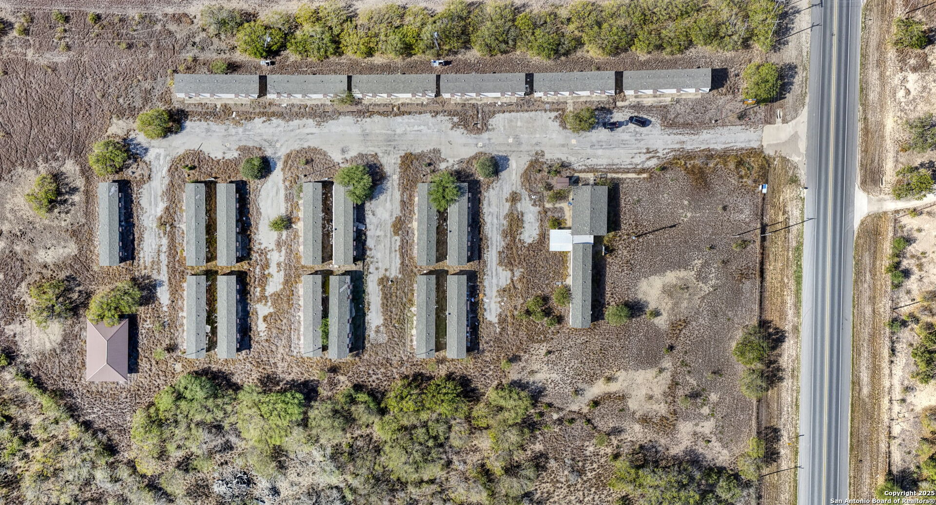 main property photo 6