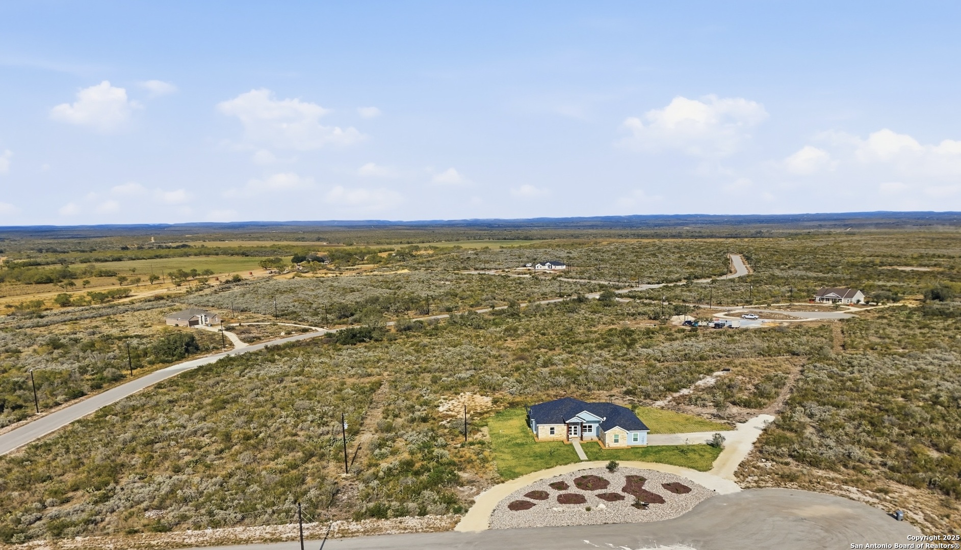 main property photo 34