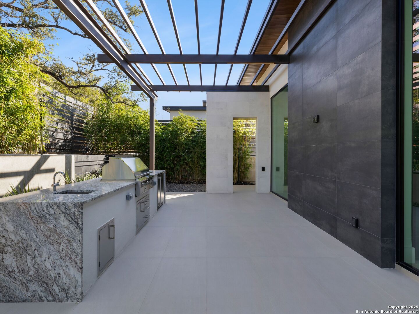 main property photo 59
