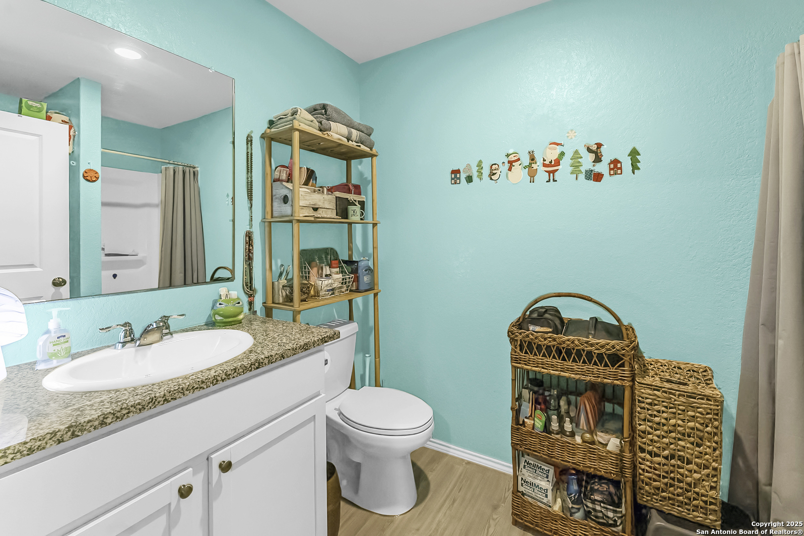 main property photo 6