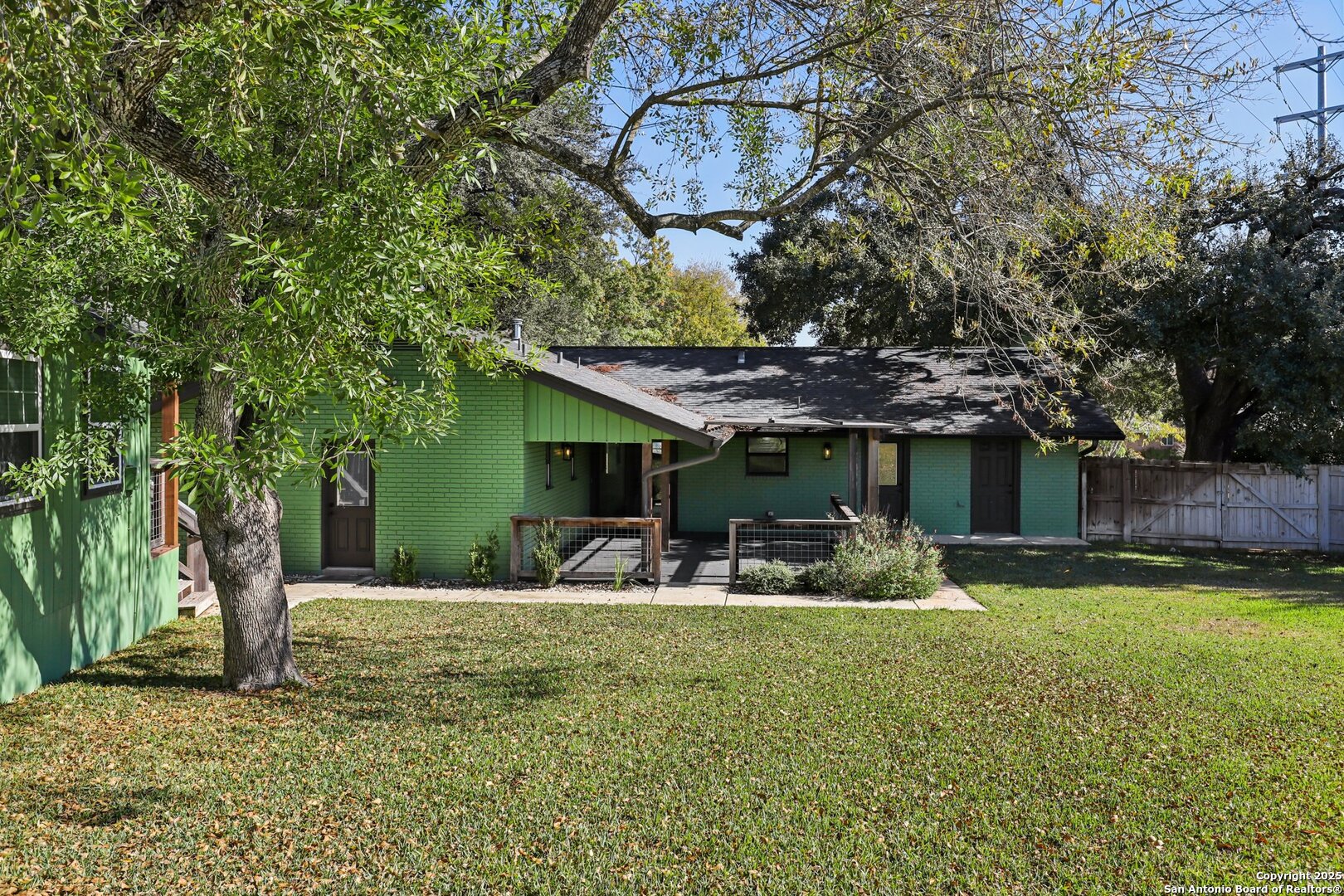 main property photo 36