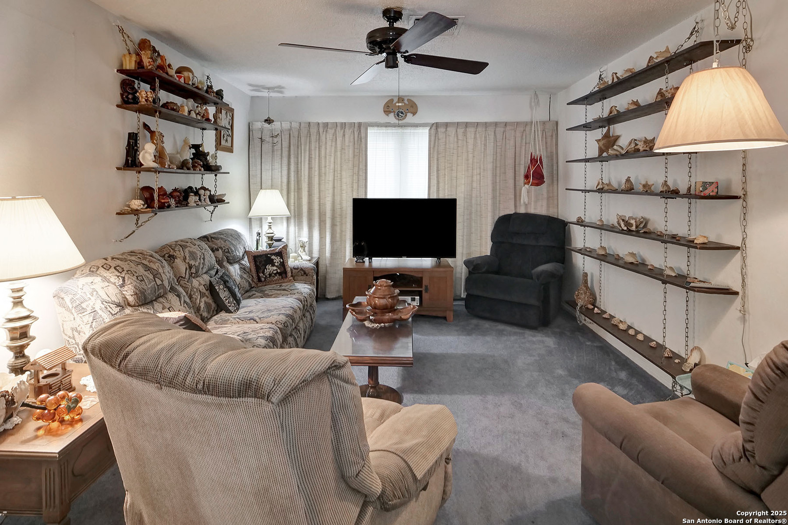 property viewer photo 3