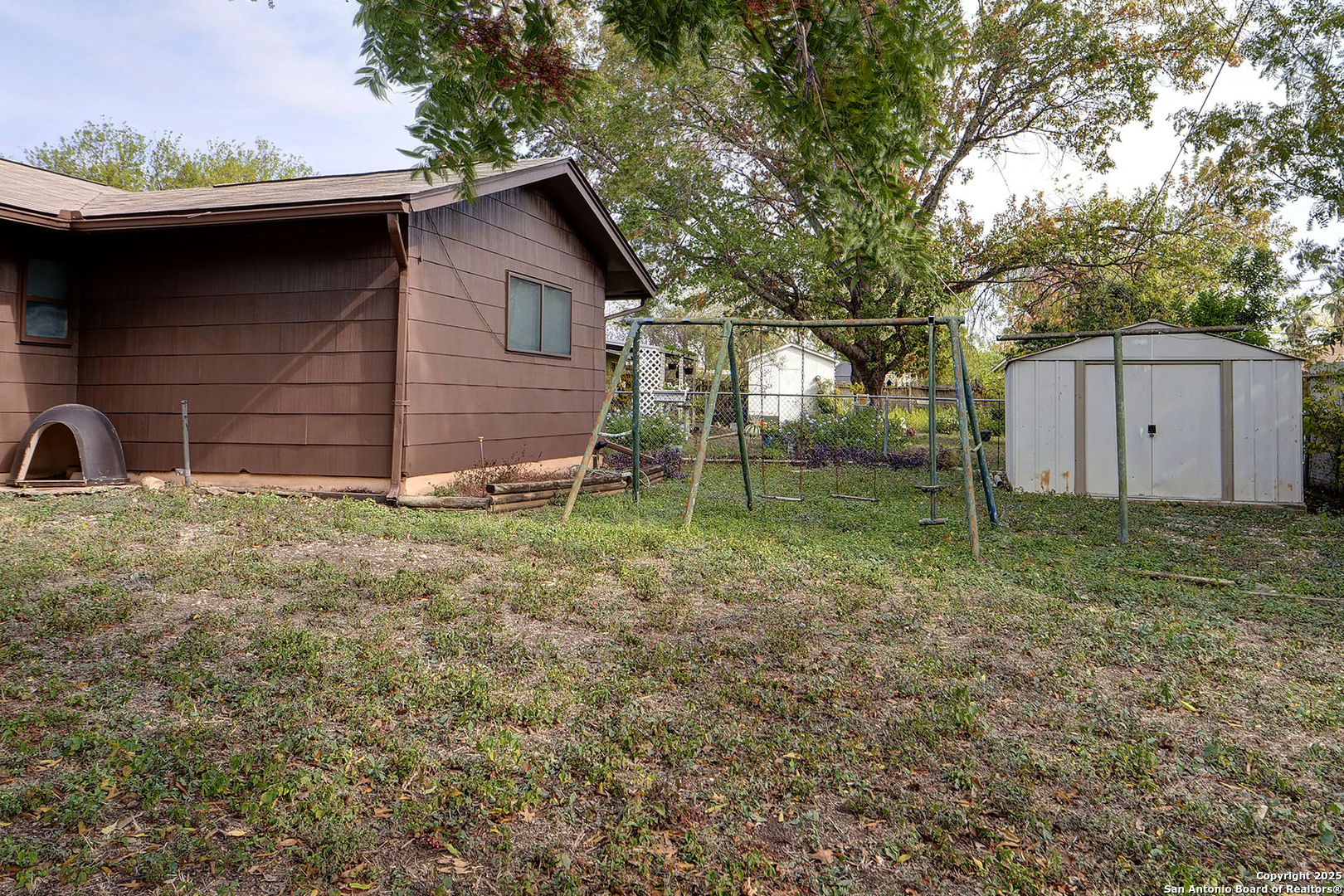 property viewer photo 31