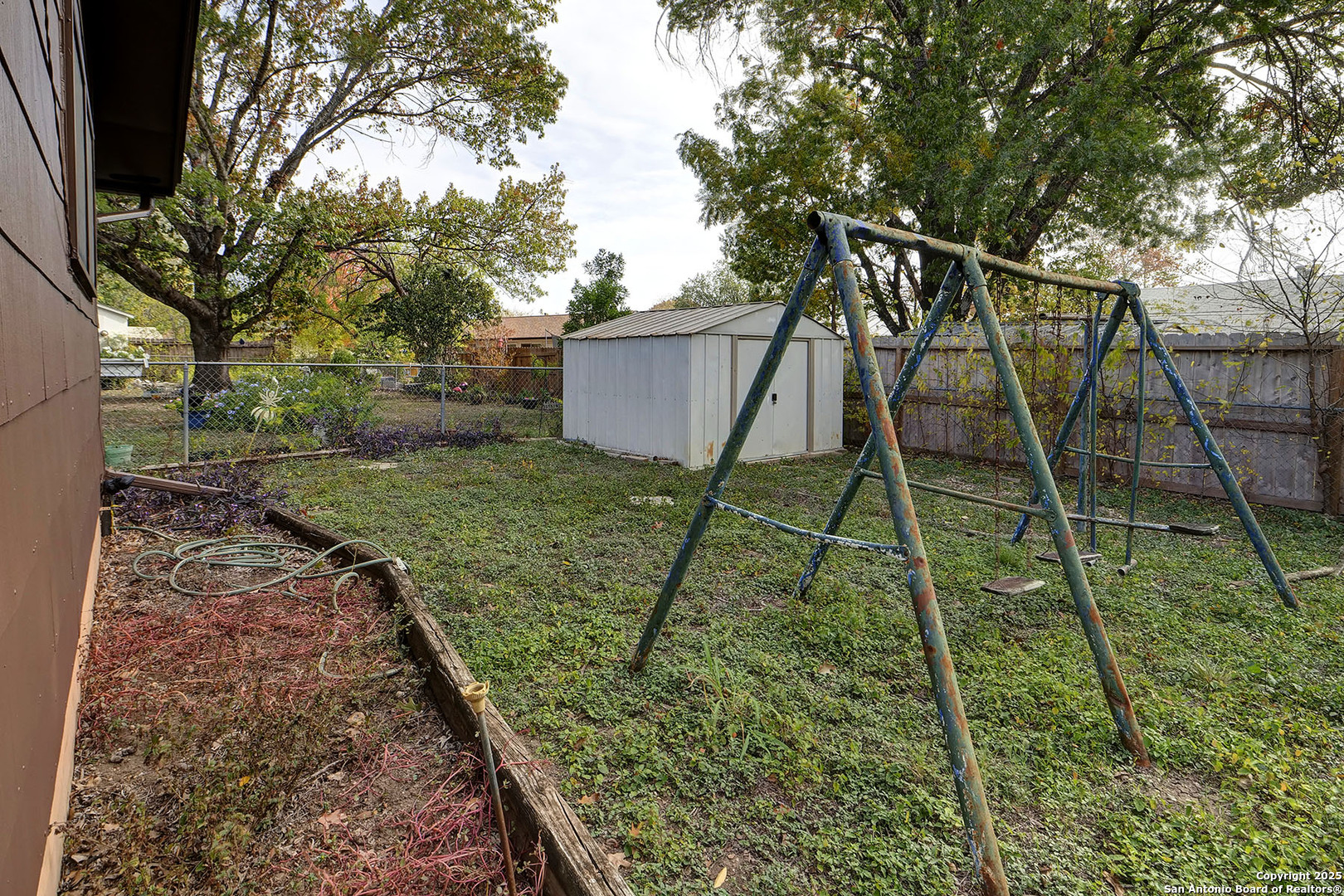 property viewer photo 32
