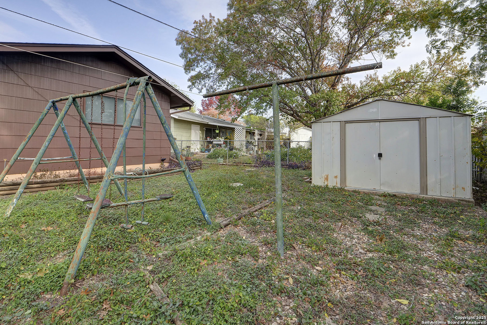 property viewer photo 33