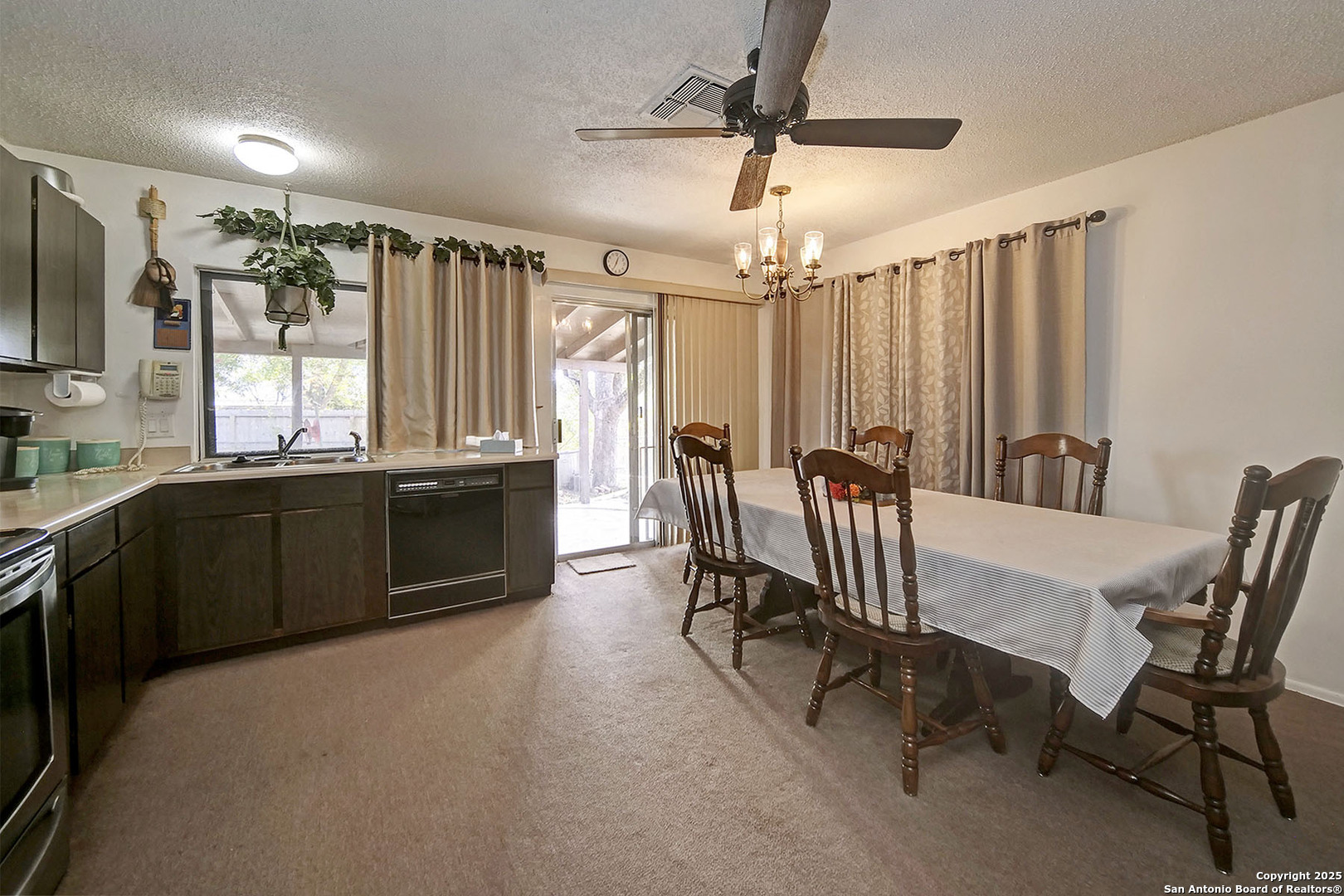 property viewer photo 7