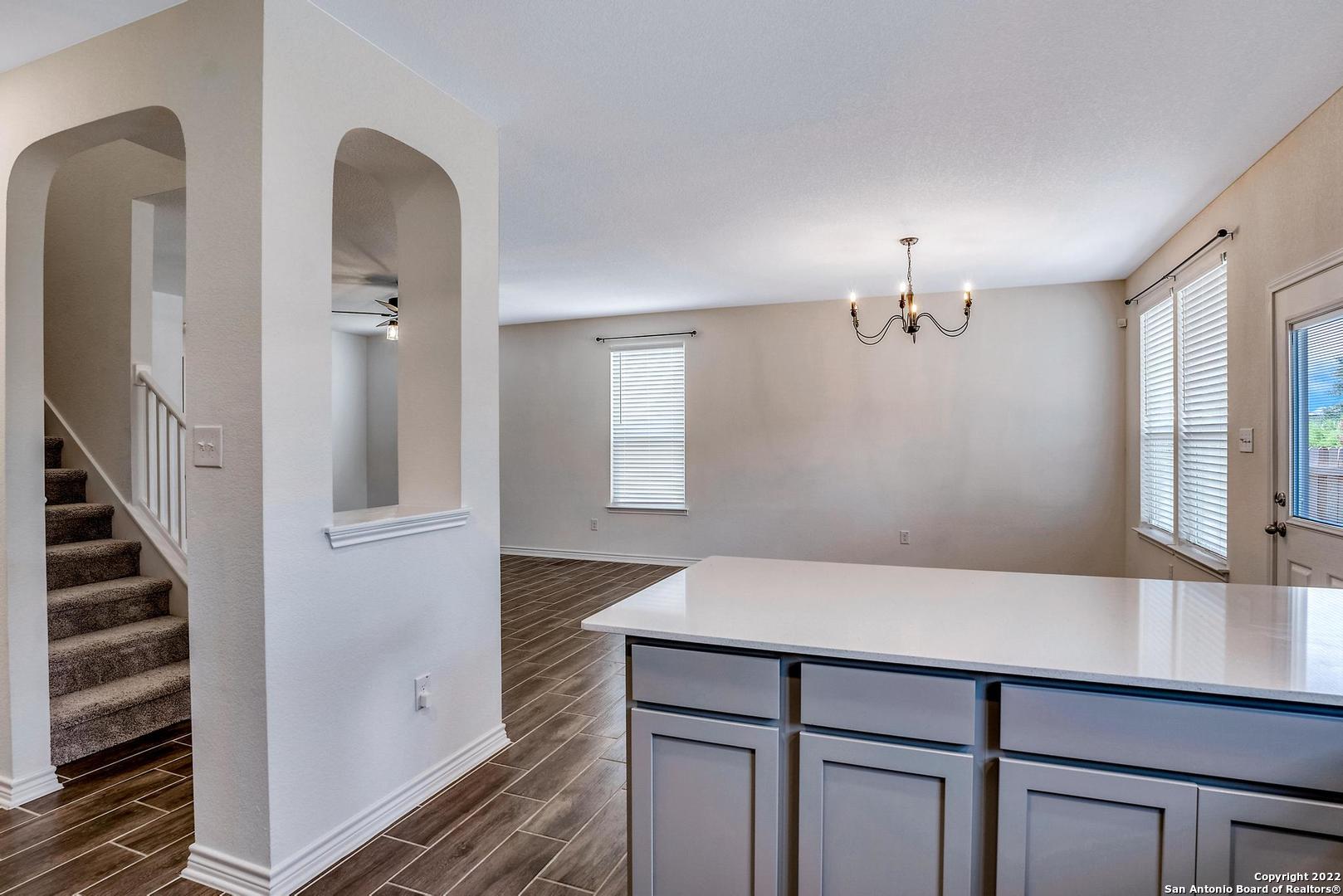 property viewer photo 11
