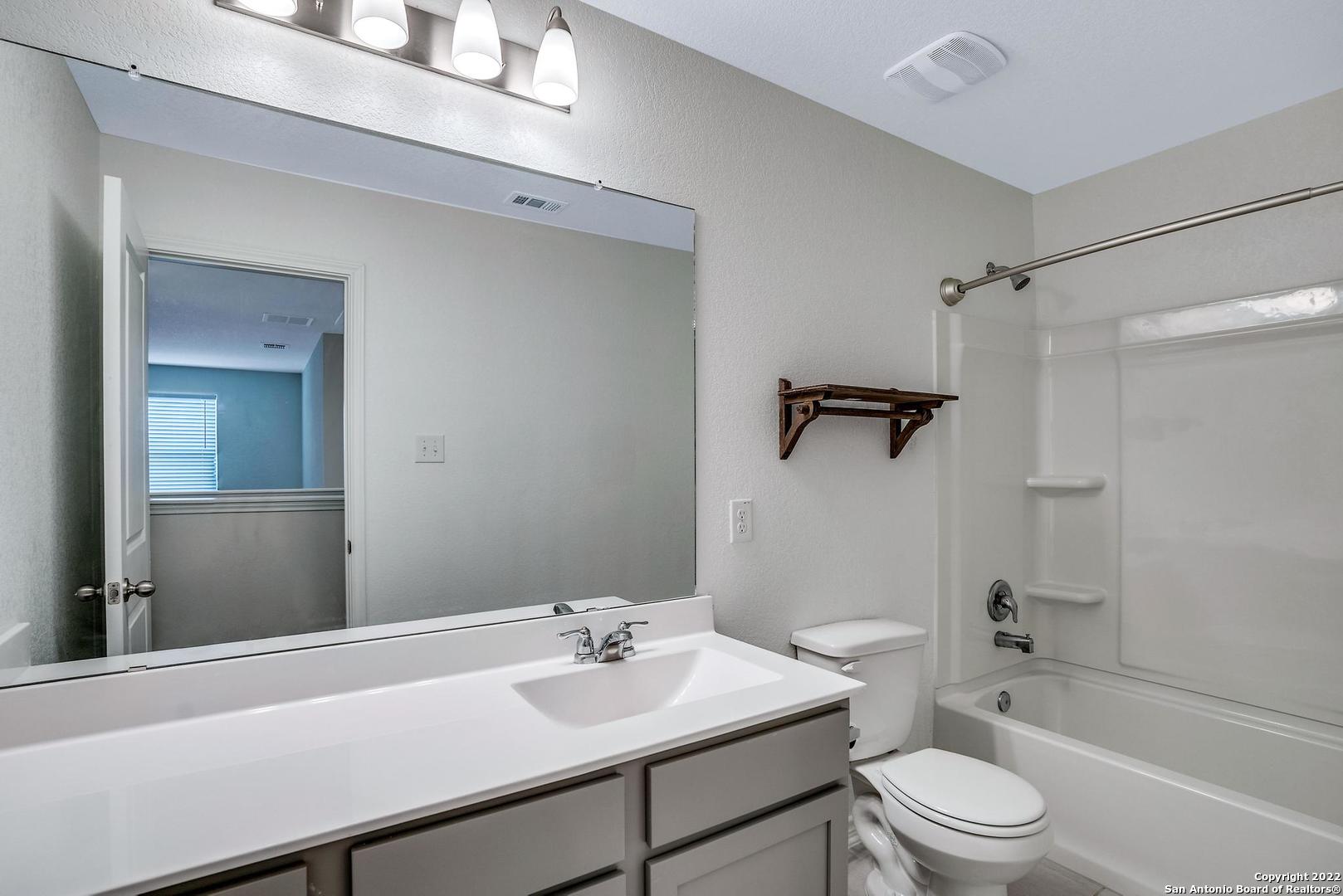 property viewer photo 21