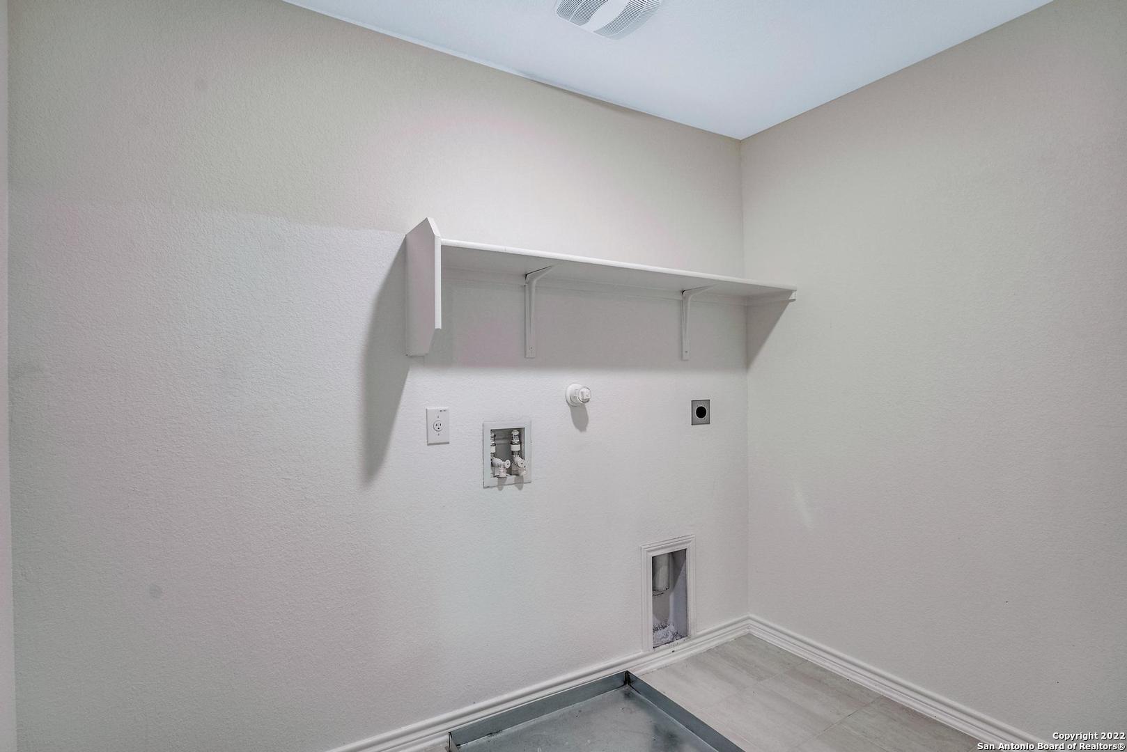 property viewer photo 22