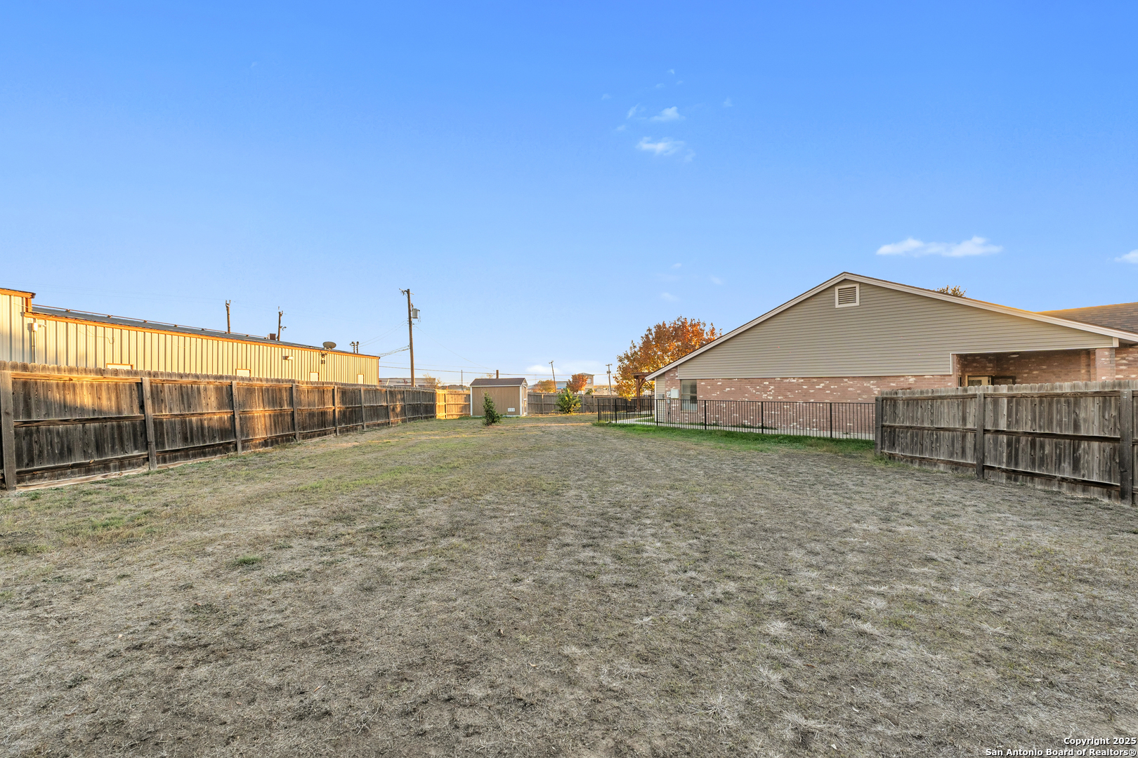 property viewer photo 5