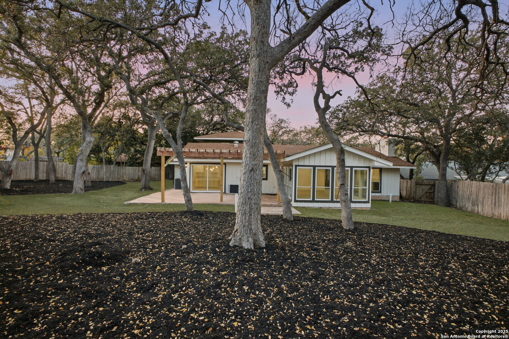 property viewer photo 37