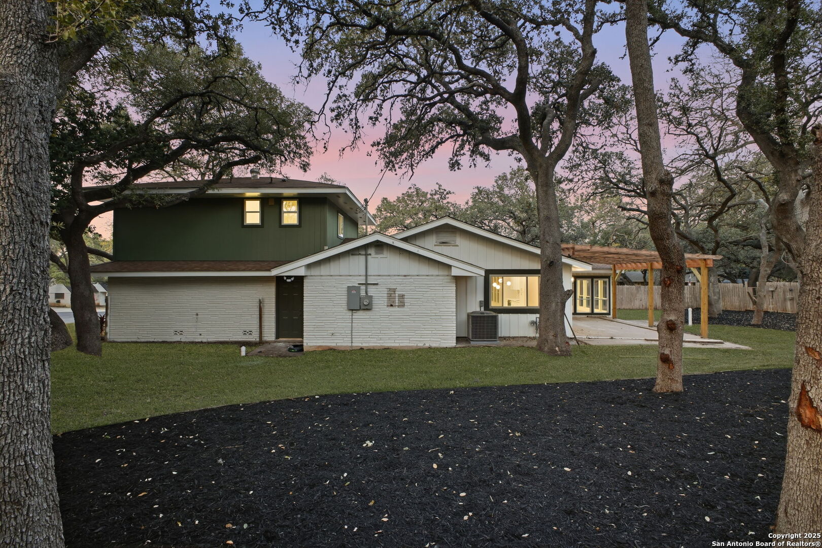 property viewer photo 38