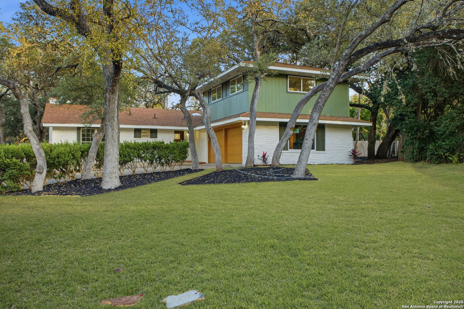property viewer photo 5