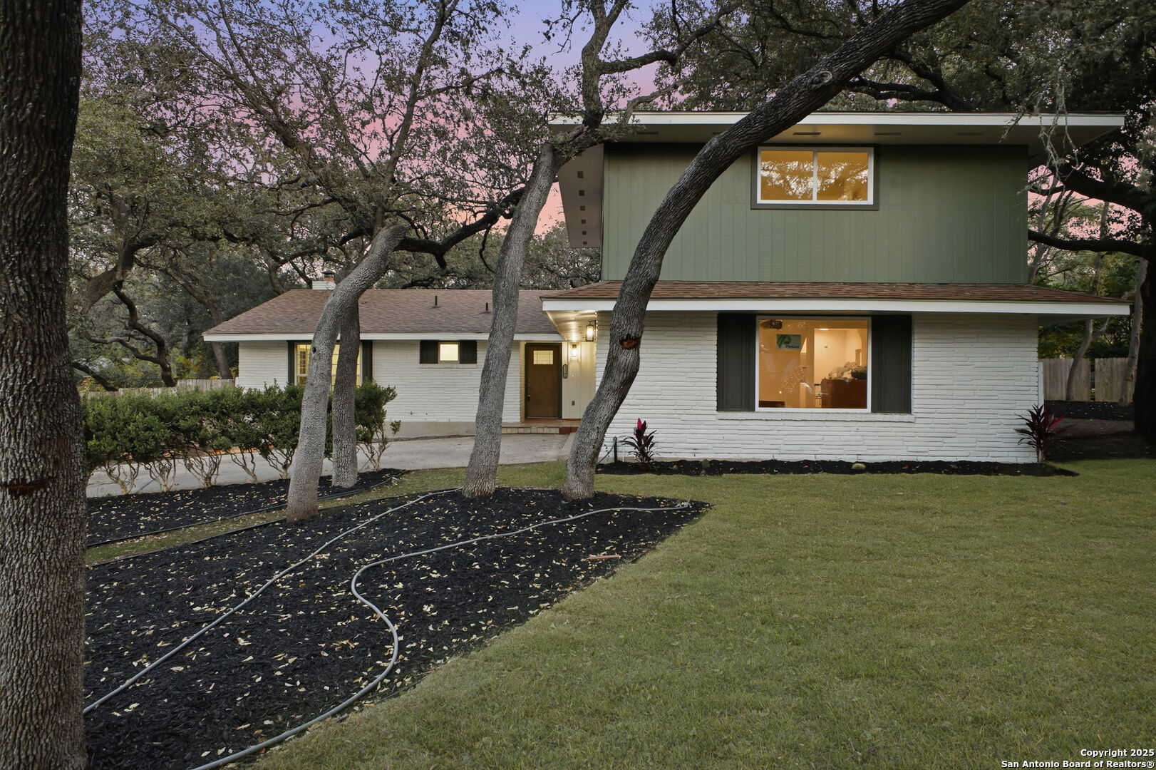 property viewer photo 6